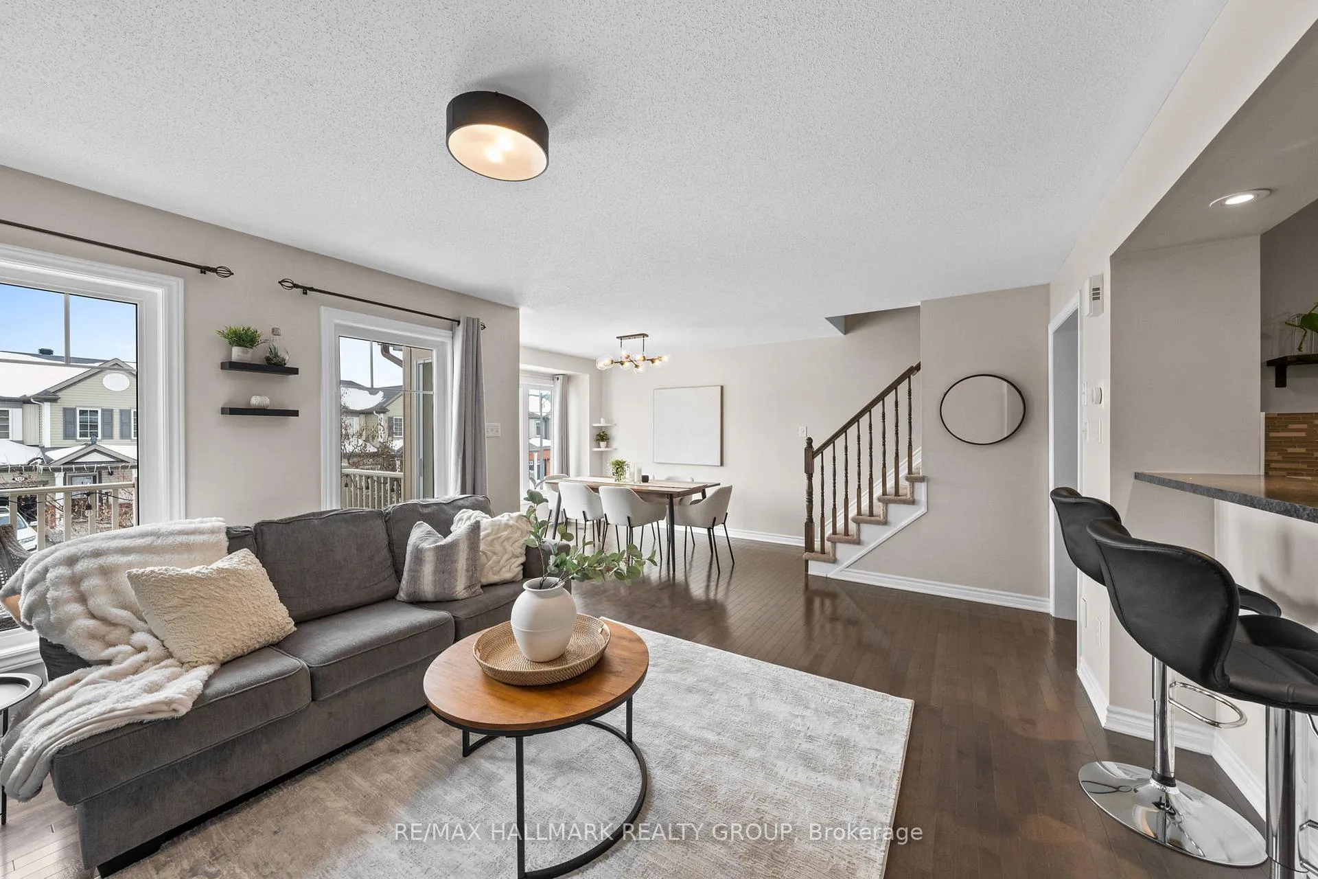 Photo 12 of 128 Sunshine Crescent, Ottawa, Notting Hill/Summerside — HOMEH