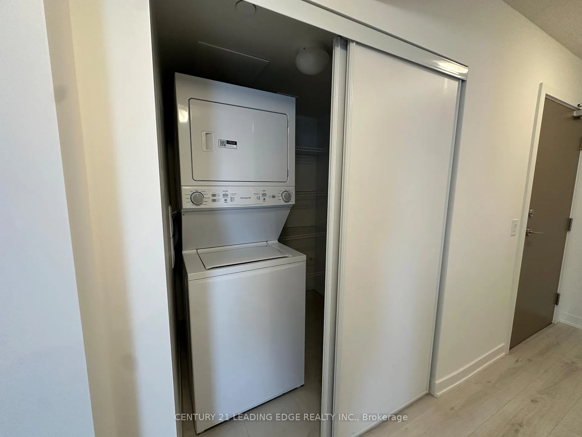 Photo 5 of Unit 1505, 1010 Sandy Beach Road, Pickering, Bay Ridges — HOMEH