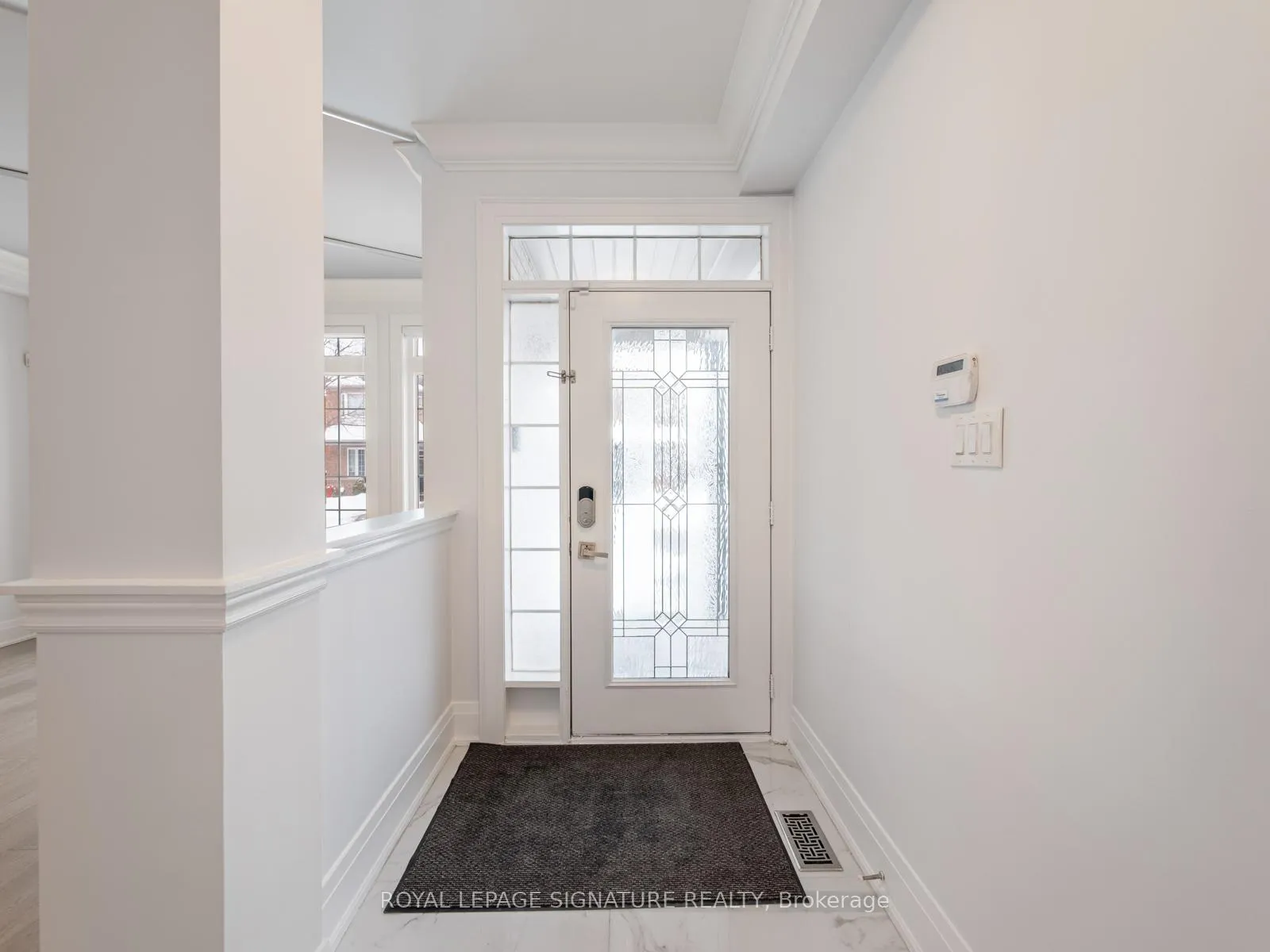 Photo 3 of 47 Amparo Drive, Vaughan, Vellore Village — HOMEH