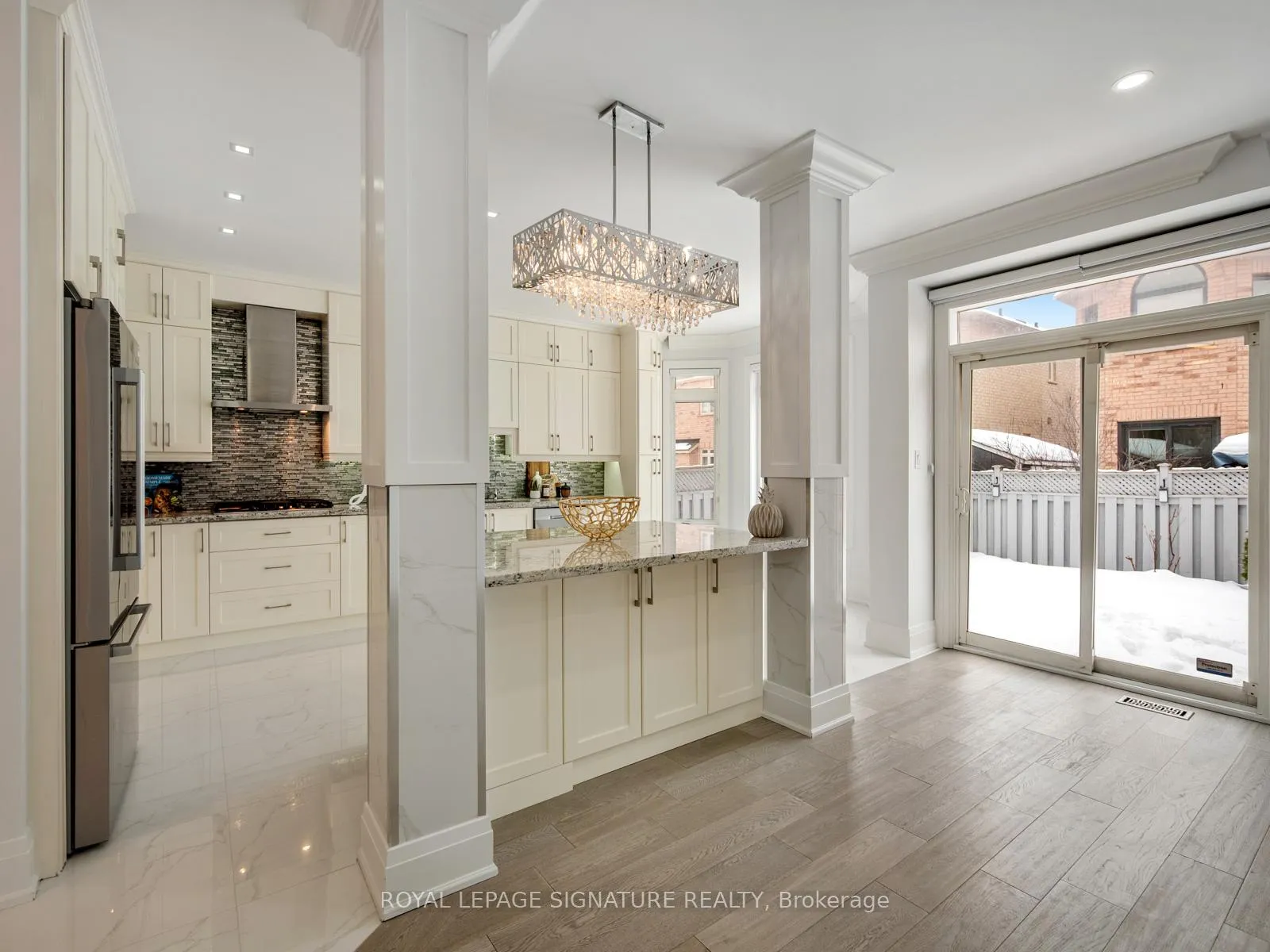 Photo 15 of 47 Amparo Drive, Vaughan, Vellore Village — HOMEH