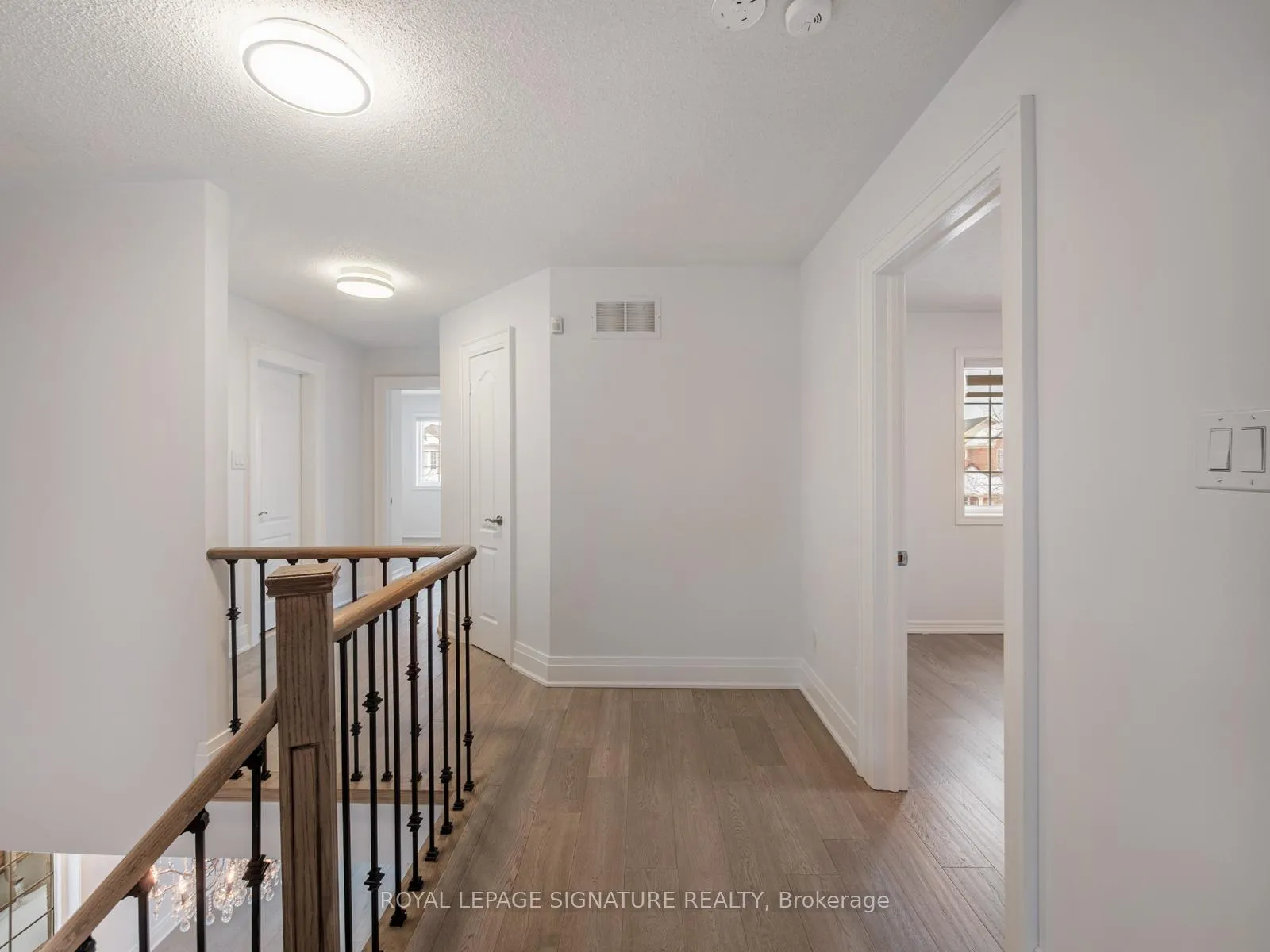 Photo 20 of 47 Amparo Drive, Vaughan, Vellore Village — HOMEH