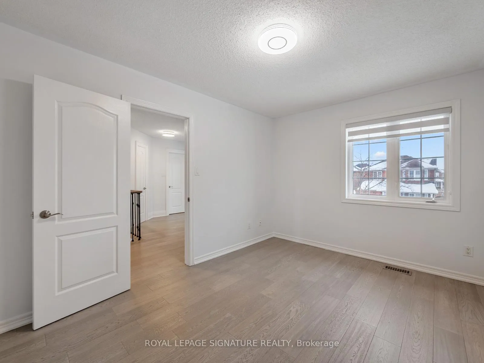Photo 27 of 47 Amparo Drive, Vaughan, Vellore Village — HOMEH