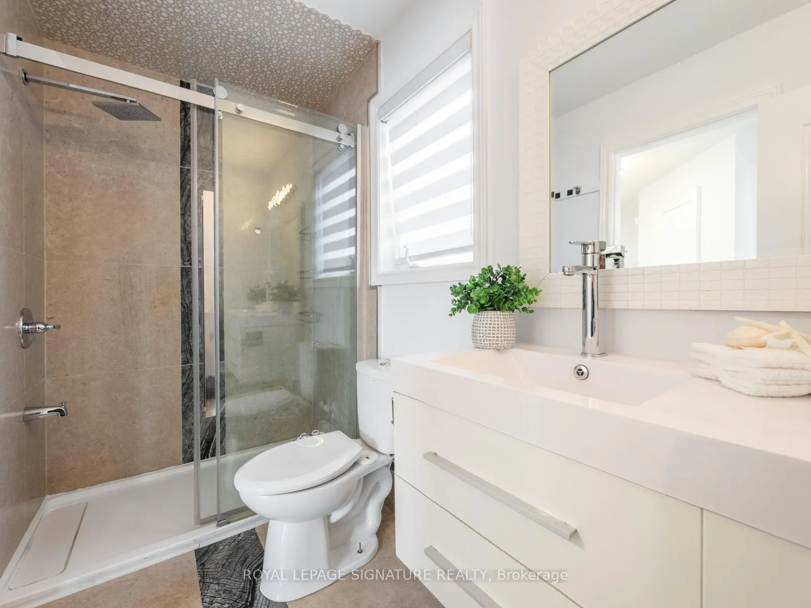 Photo 35 of 47 Amparo Drive, Vaughan, Vellore Village — HOMEH