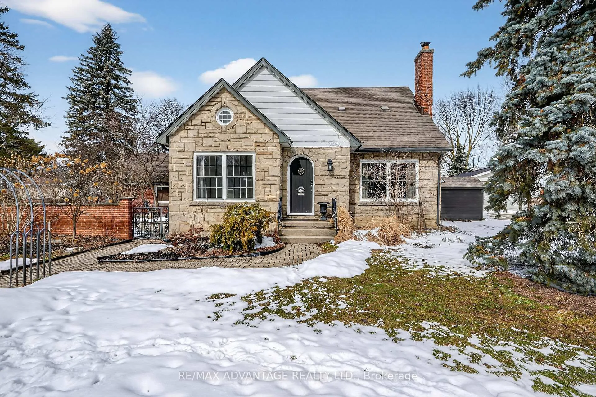 Front of 572 Huntingdon Drive