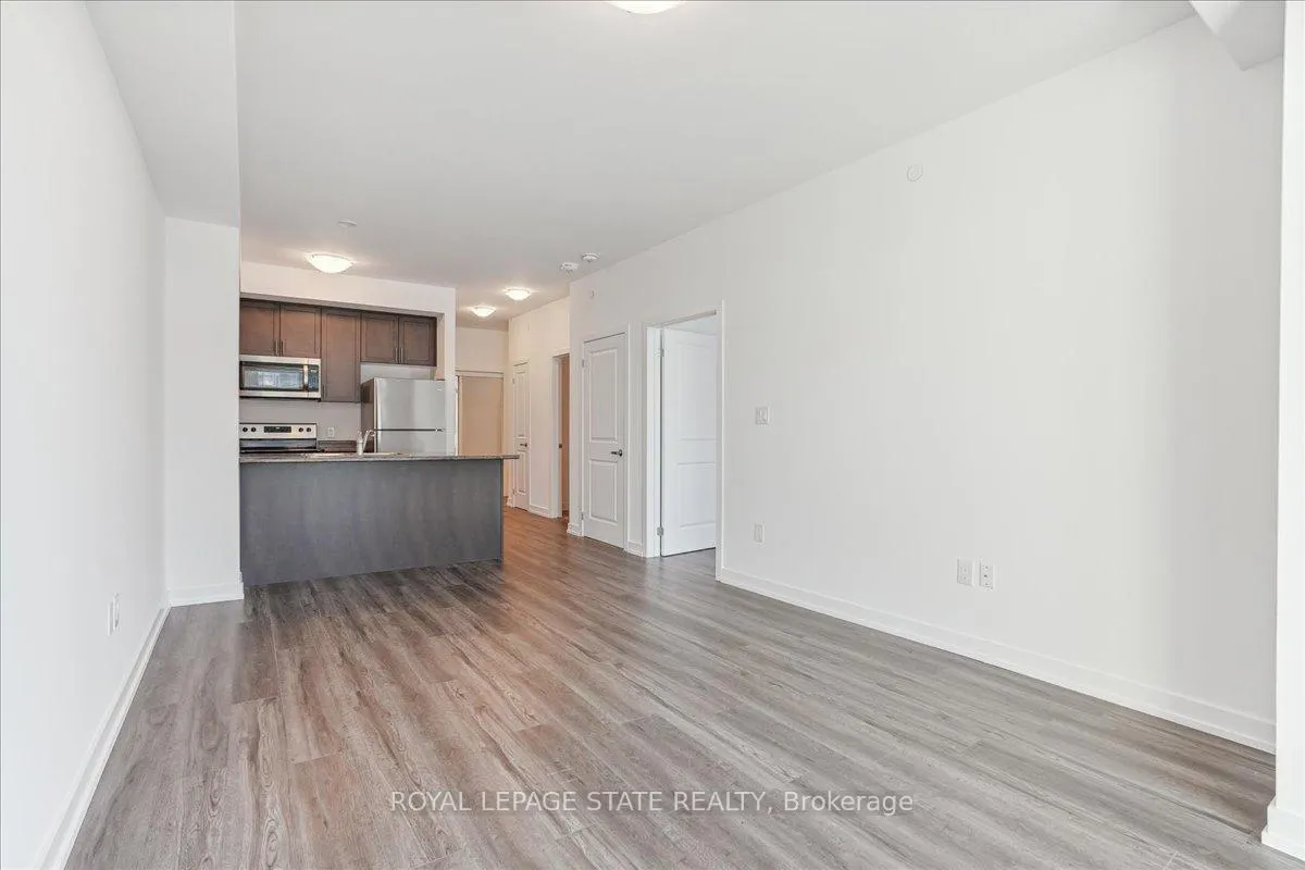Photo 16 of Unit 815, 460 Dundas Street E, Hamilton, Waterdown — HOMEH