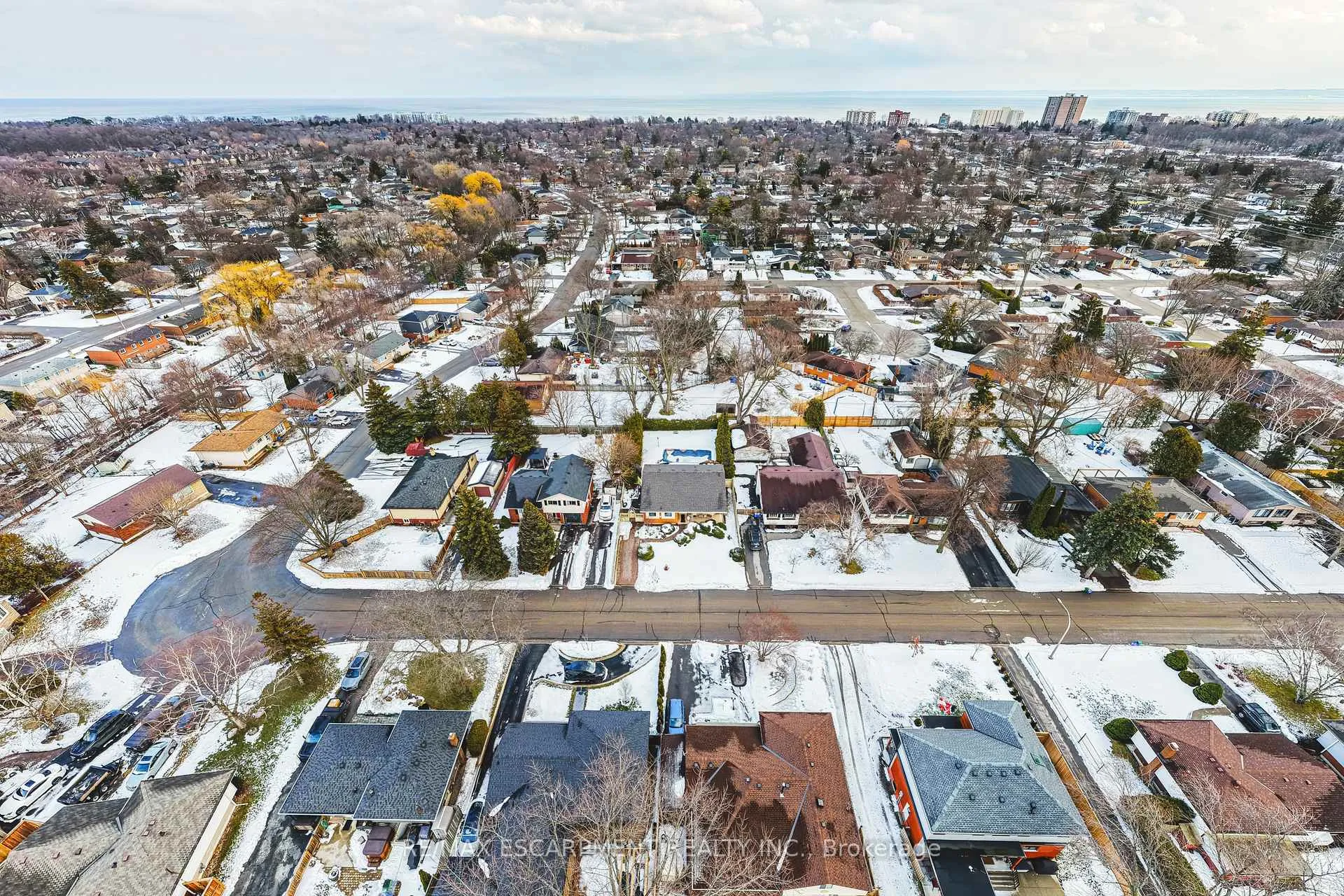 Photo 29 of 5410 Murray Crescent, Burlington, Appleby — HOMEH