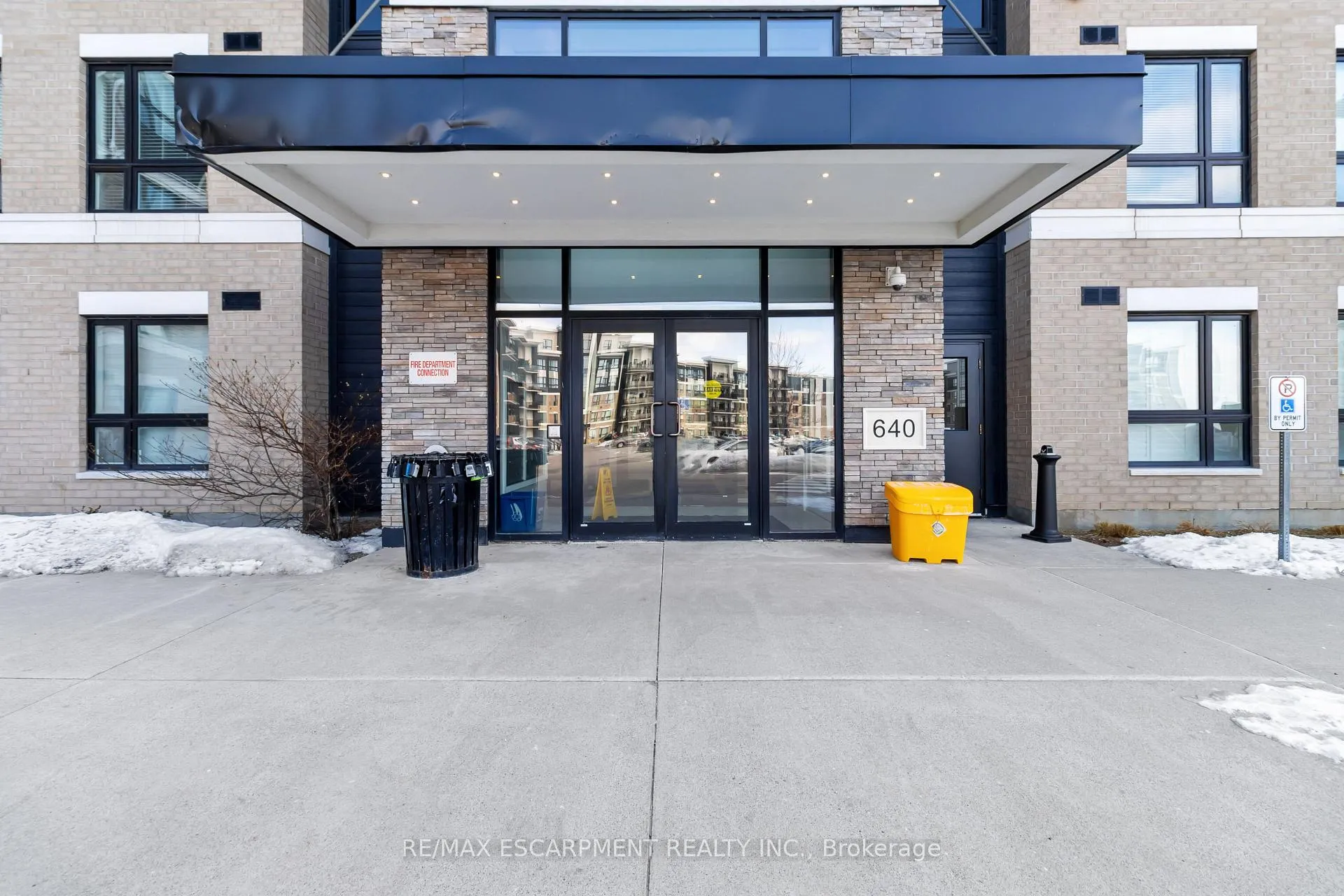 Photo 3 of Unit 601, 640 Sauve Street, Milton, Beaty — HOMEH