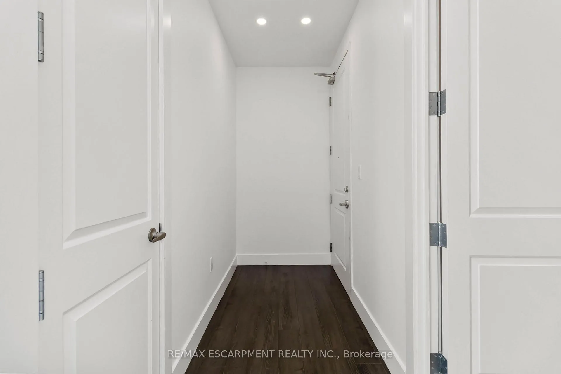 Photo 7 of Unit 601, 640 Sauve Street, Milton, Beaty — HOMEH