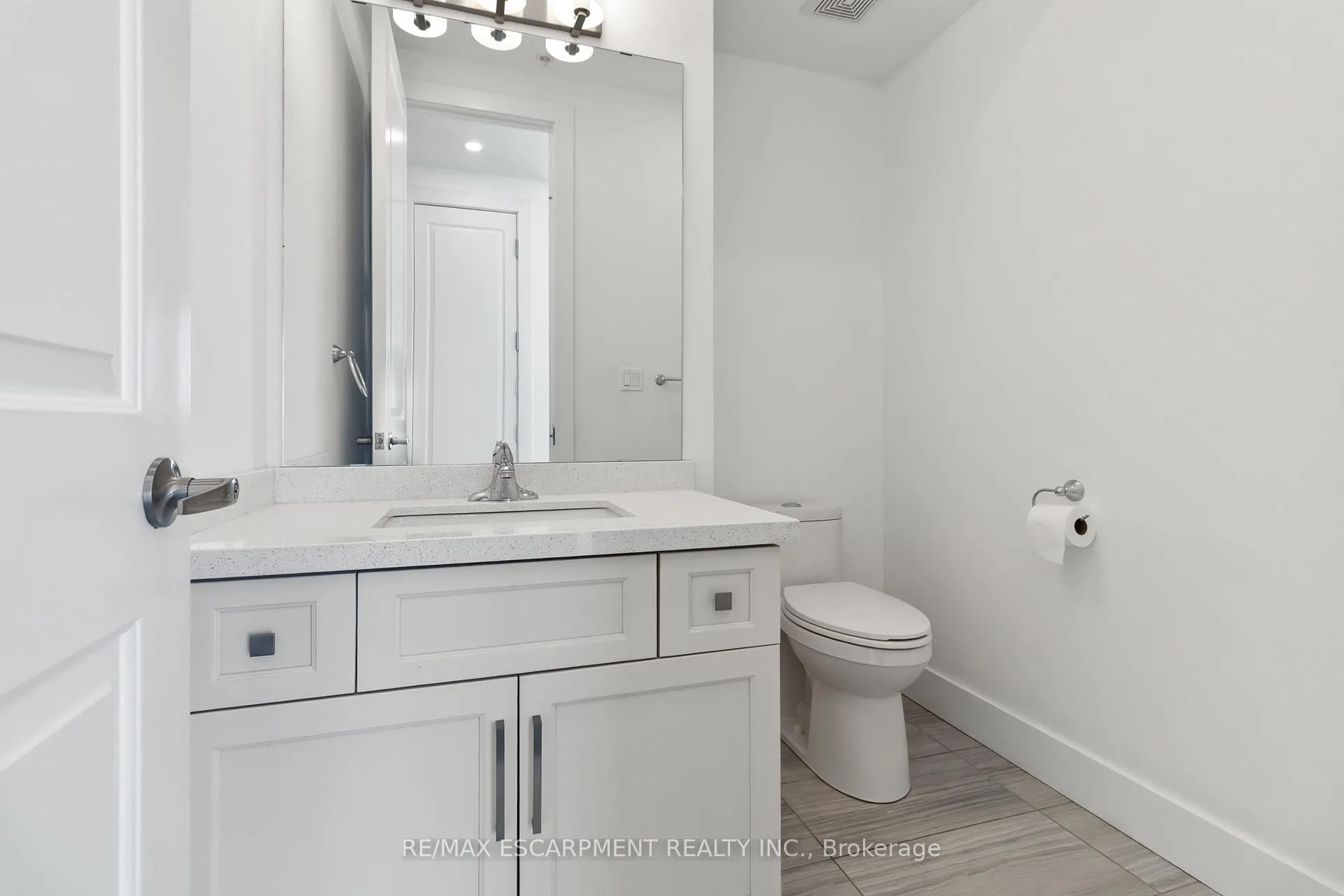 Photo 14 of Unit 601, 640 Sauve Street, Milton, Beaty — HOMEH