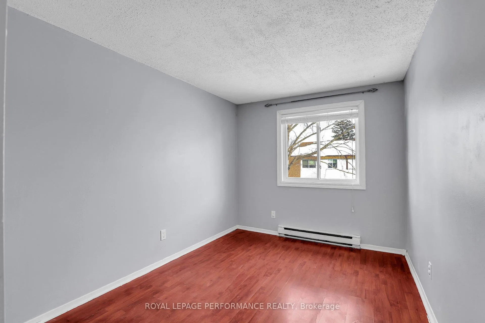 Photo 15 of 8D Lovell Lane, Ottawa, Westcliffe Estates — HOMEH