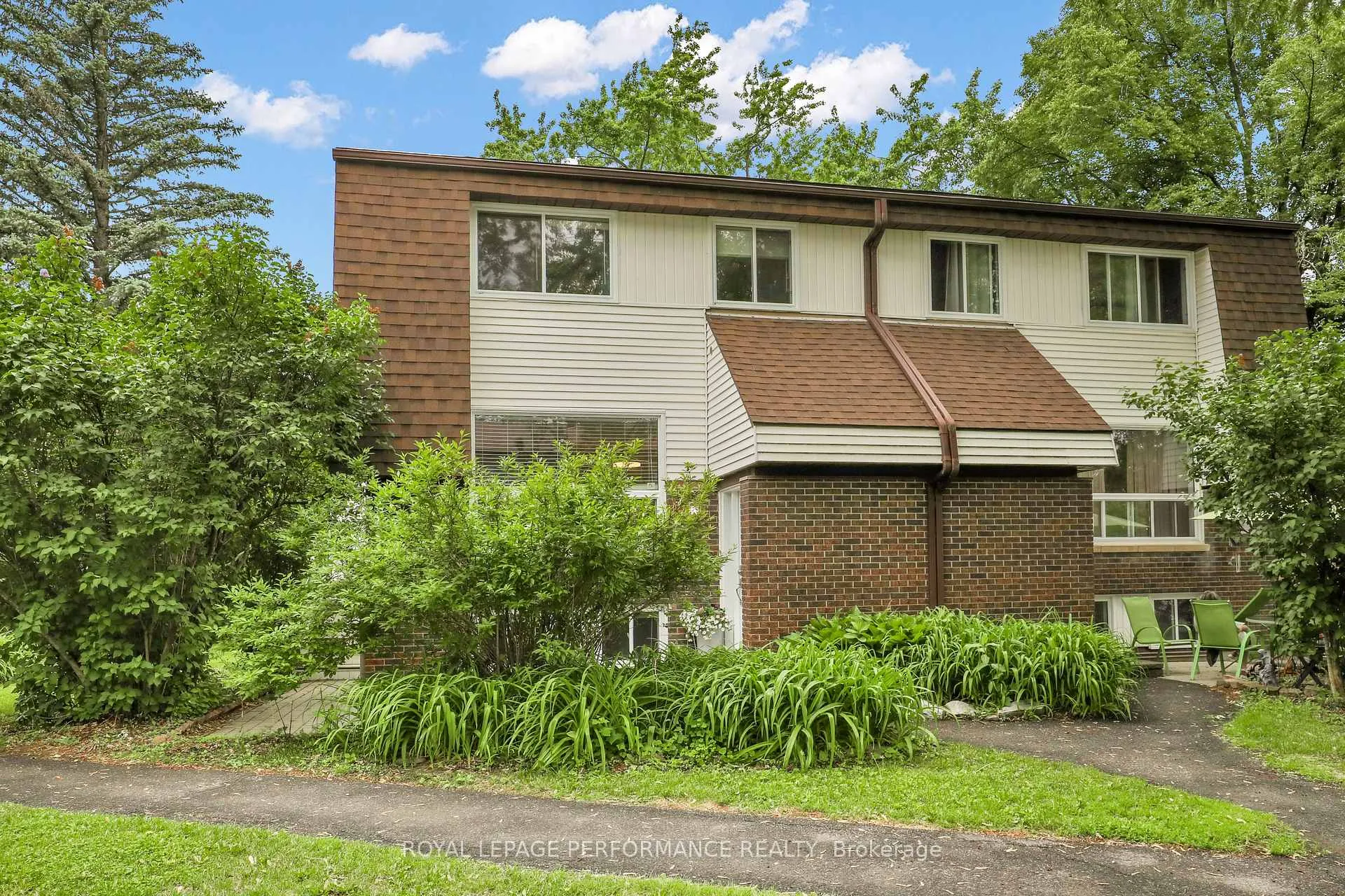 Photo 23 of 8D Lovell Lane, Ottawa, Westcliffe Estates — HOMEH