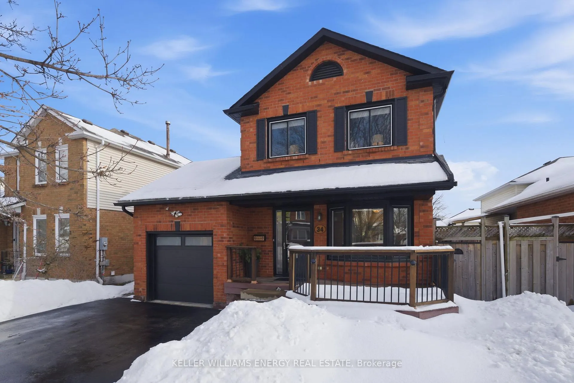 Photo 2 of 34 Stirling Avenue, Clarington, Courtice — HOMEH