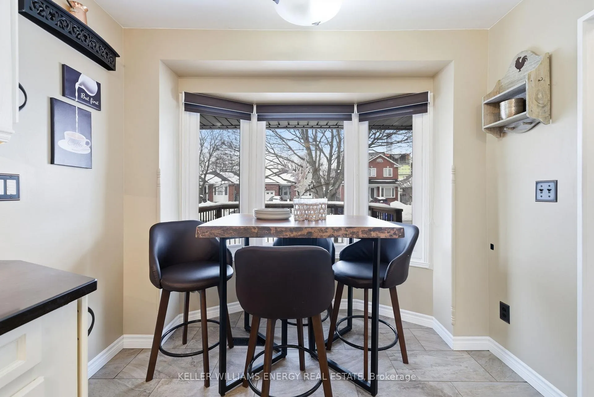 Photo 8 of 34 Stirling Avenue, Clarington, Courtice — HOMEH