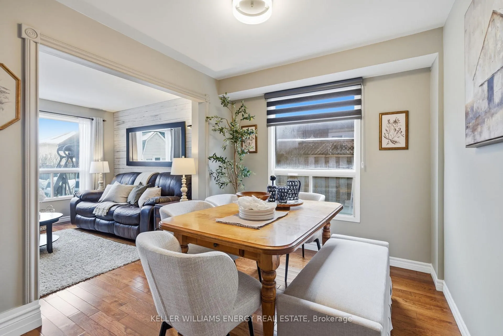 Photo 9 of 34 Stirling Avenue, Clarington, Courtice — HOMEH