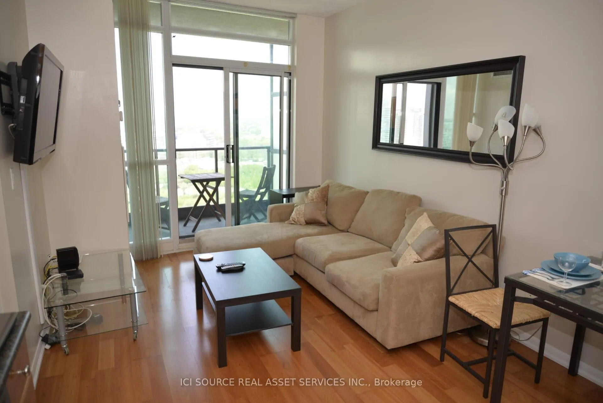 Front of Unit 2105, 231 Fort York Boulevard