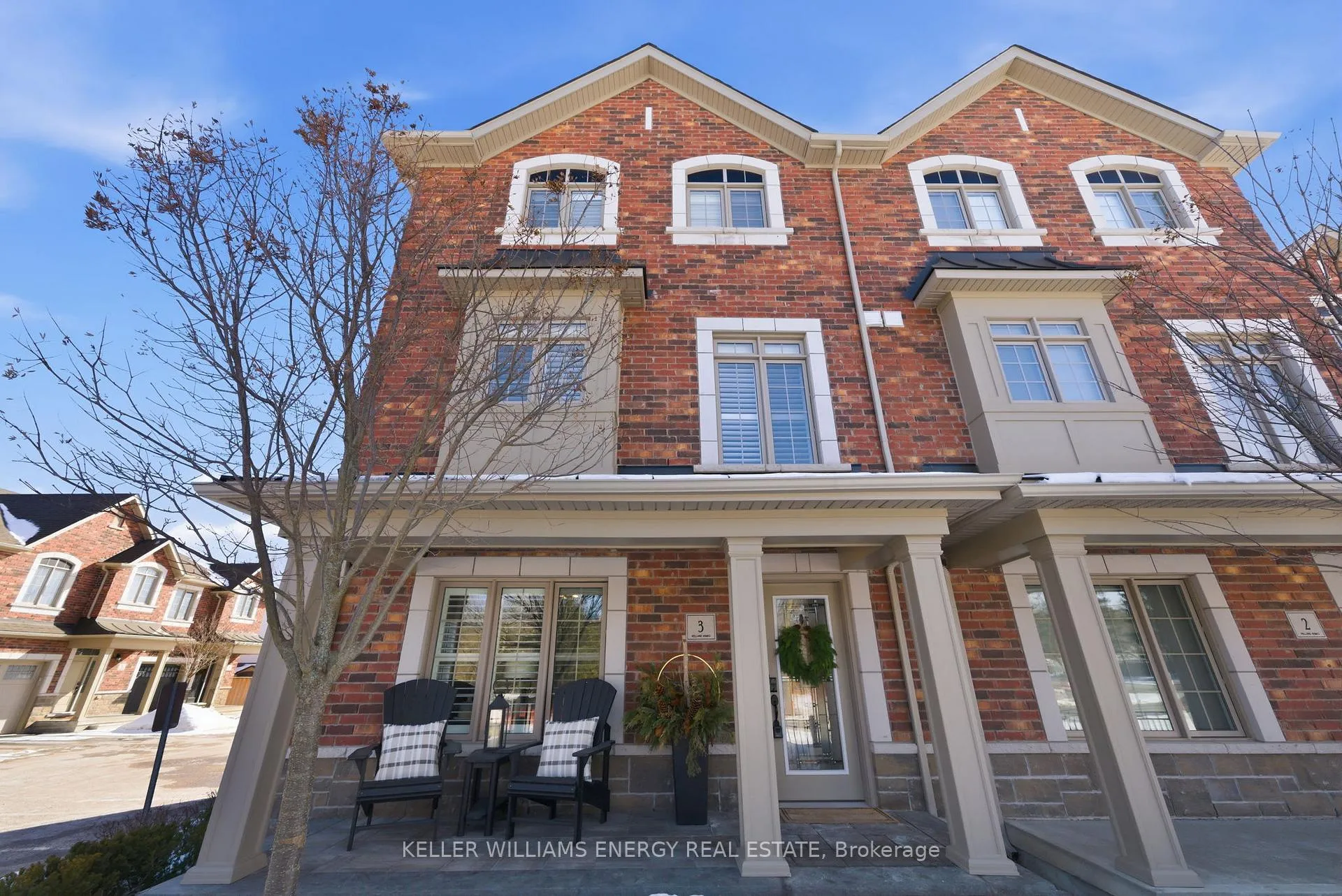 Photo 2 of Unit 3, 35 Hanning Court, Clarington, Bowmanville — HOMEH