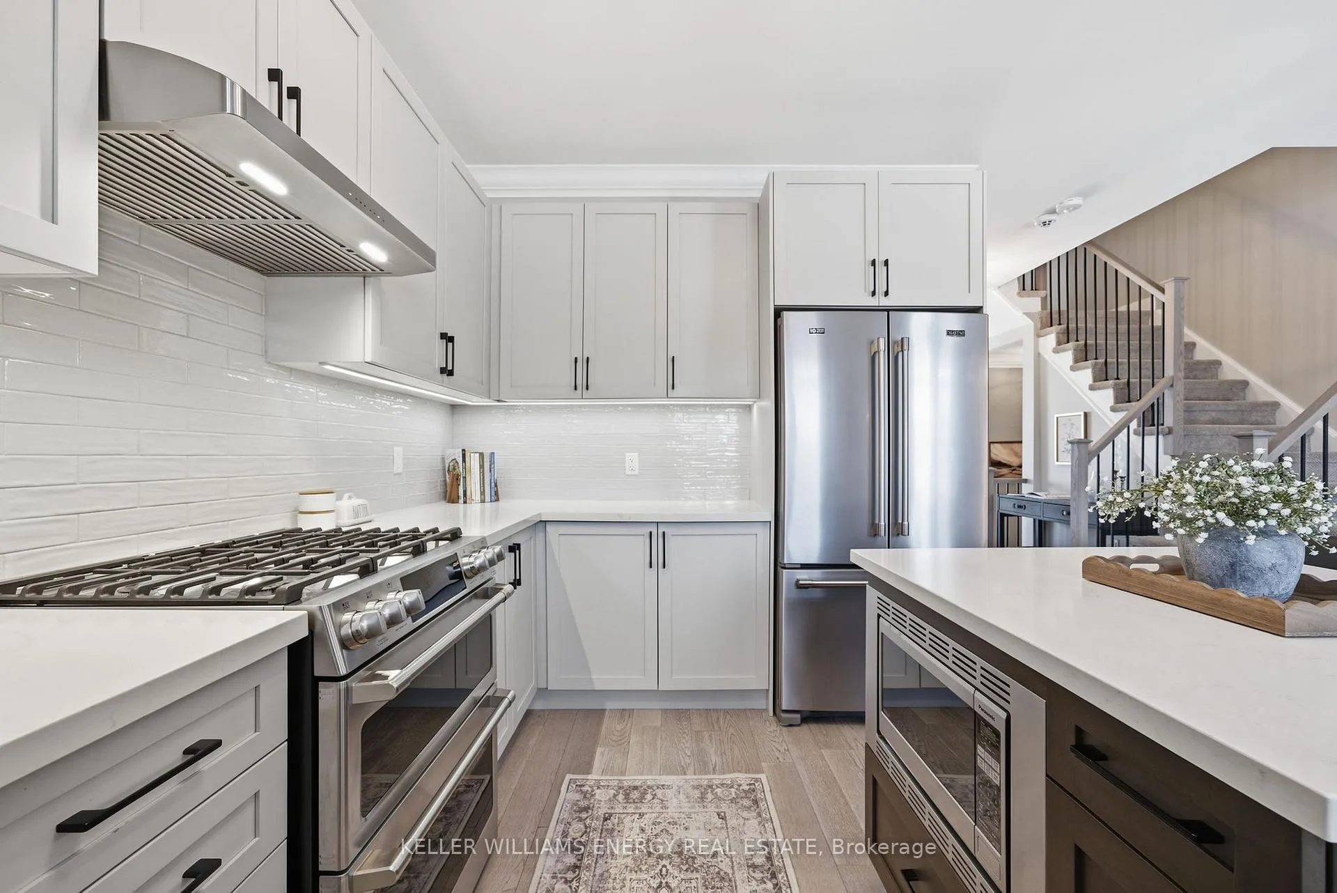 Photo 6 of Unit 3, 35 Hanning Court, Clarington, Bowmanville — HOMEH