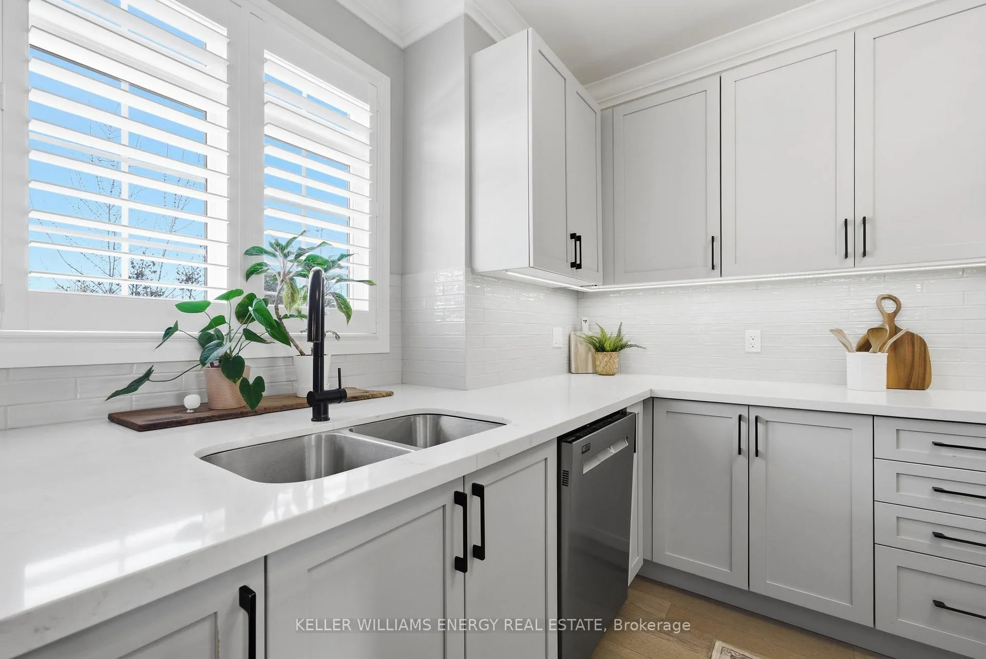 Photo 7 of Unit 3, 35 Hanning Court, Clarington, Bowmanville — HOMEH