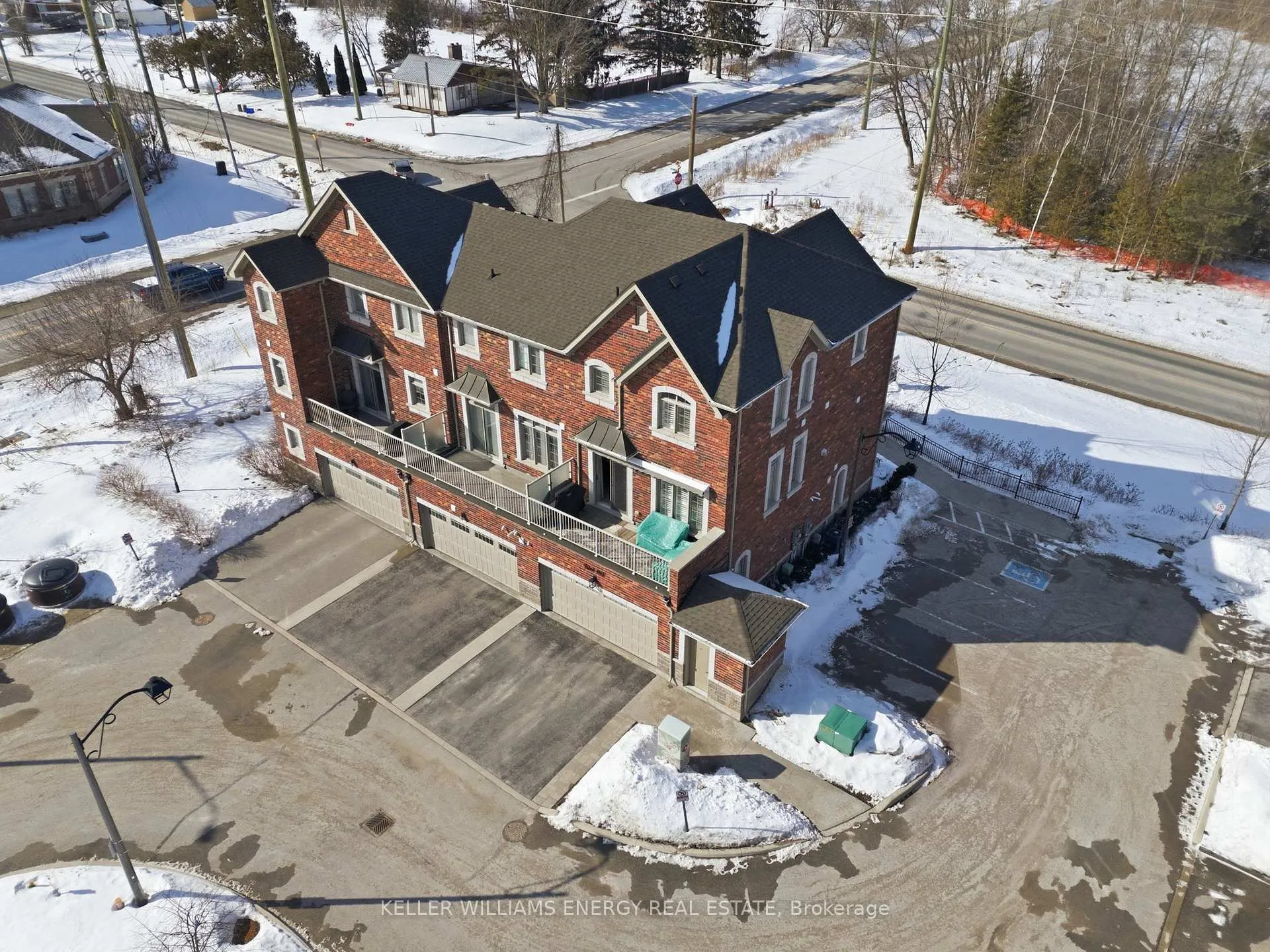 Photo 42 of Unit 3, 35 Hanning Court, Clarington, Bowmanville — HOMEH