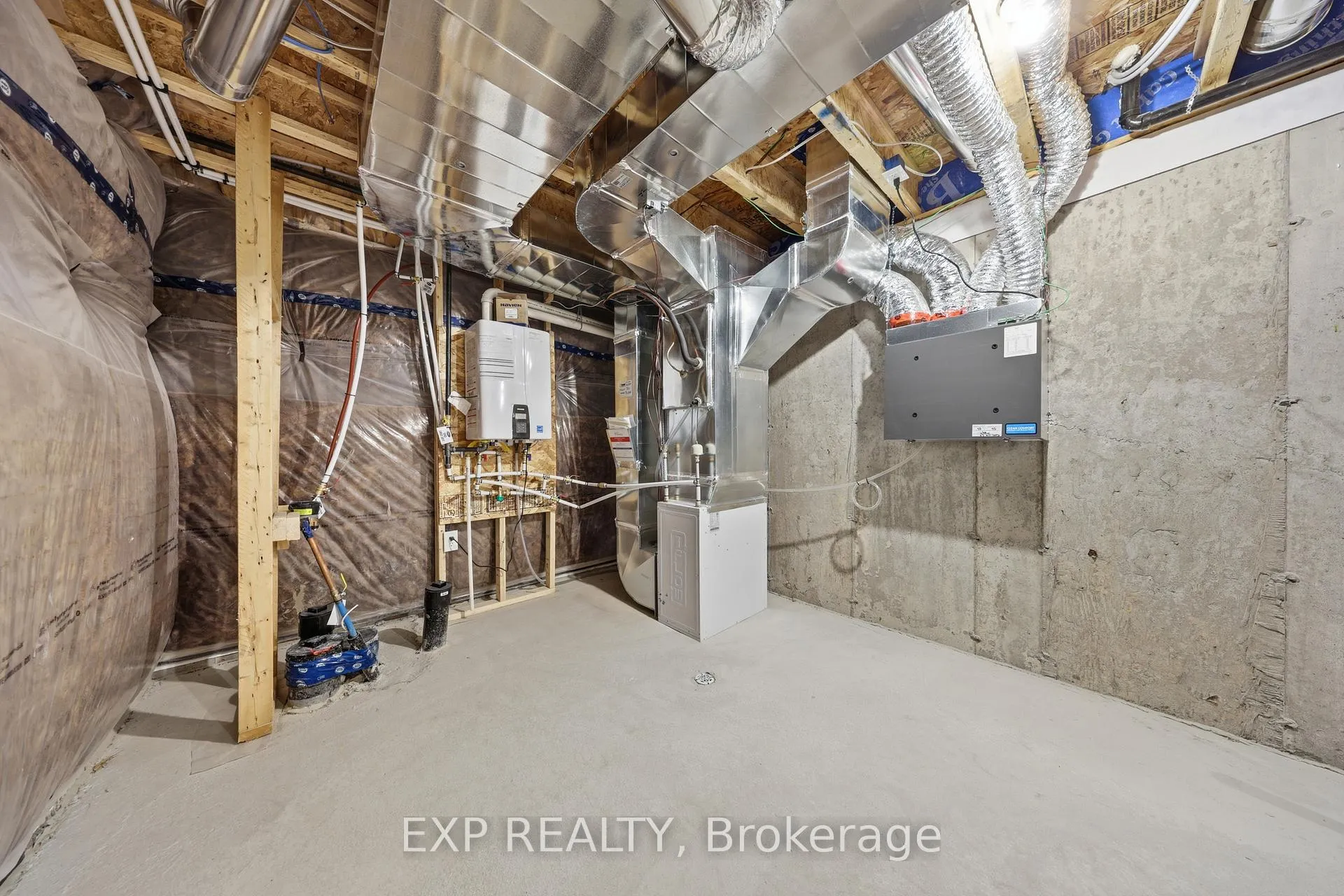 Photo 28 of 619 Bee Pollen Way, Ottawa, Kanata - Rural Kanata (Central) — HOMEH
