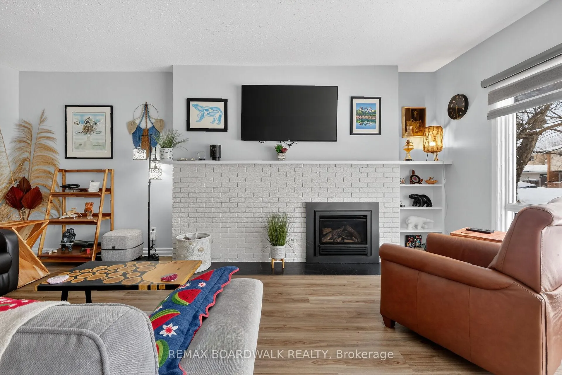 Photo 13 of 2462 Tupper Avenue, Ottawa, Hawthorne Meadows — HOMEH