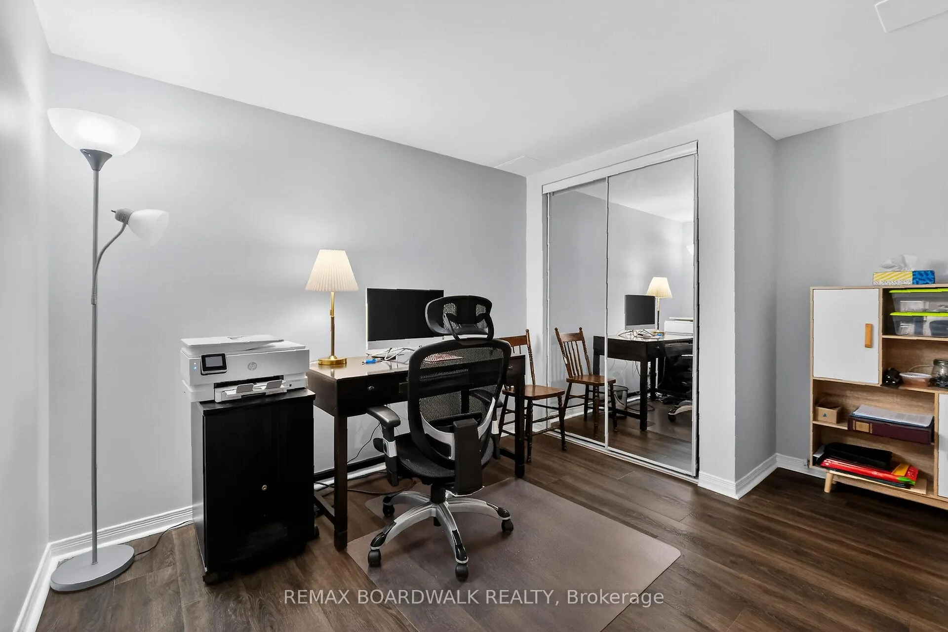 Photo 41 of 2462 Tupper Avenue, Ottawa, Hawthorne Meadows — HOMEH