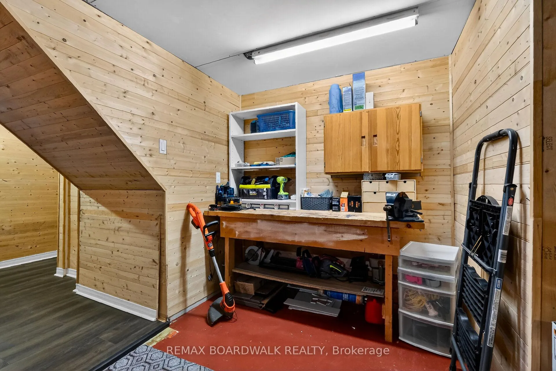 Photo 42 of 2462 Tupper Avenue, Ottawa, Hawthorne Meadows — HOMEH