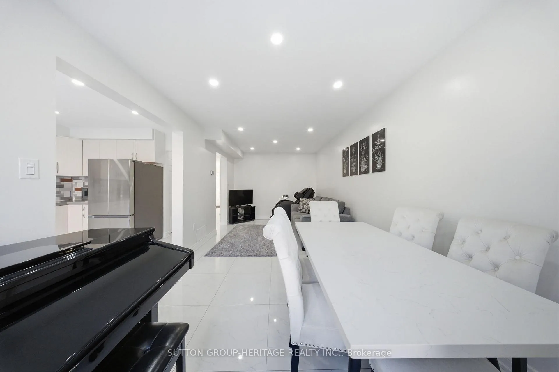Photo 11 of 49 Mcknight Crescent, New Tecumseth, Tottenham — HOMEH