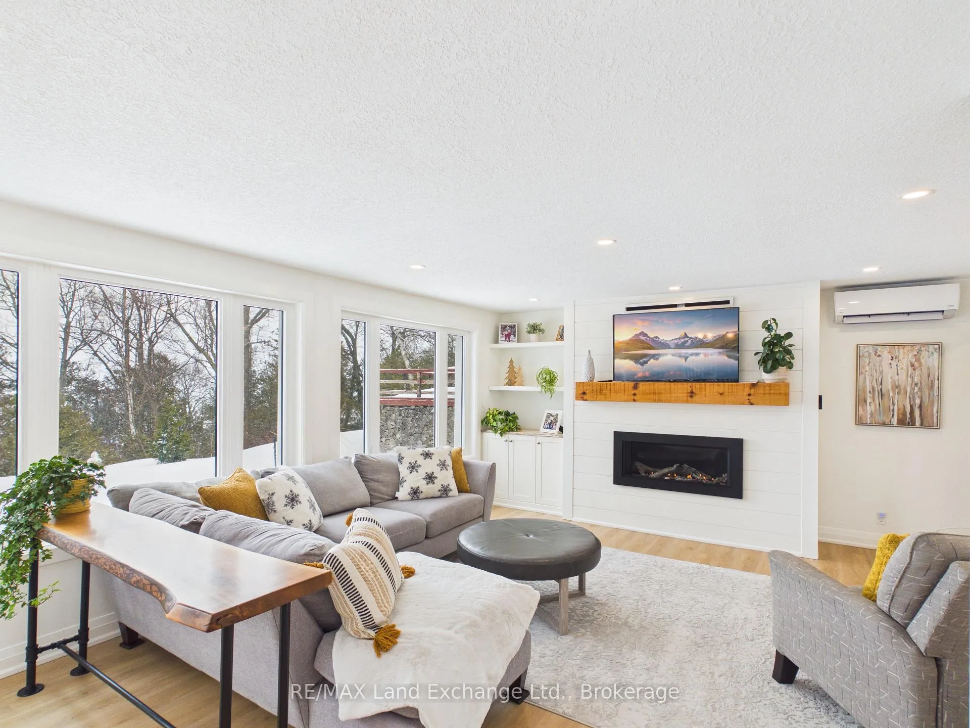Photo 10 of 9 Macgregor Beach Road, Kincardine — HOMEH