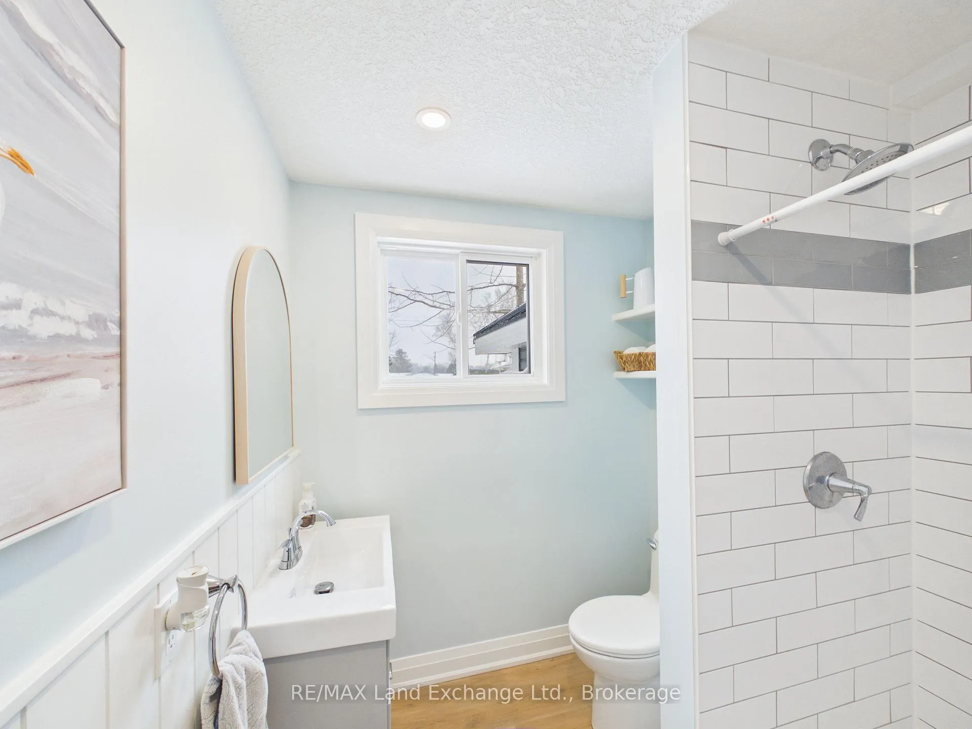 Photo 13 of 9 Macgregor Beach Road, Kincardine — HOMEH