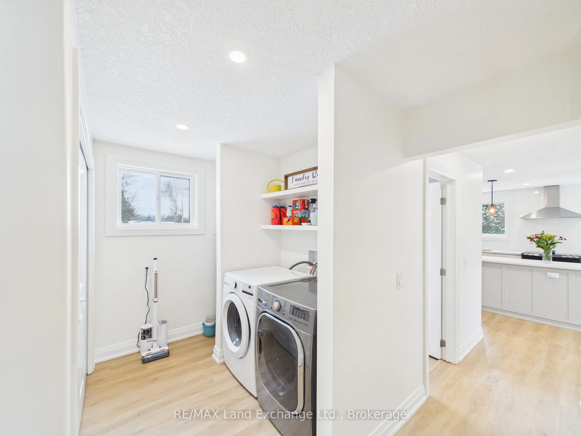 Photo 14 of 9 Macgregor Beach Road, Kincardine — HOMEH