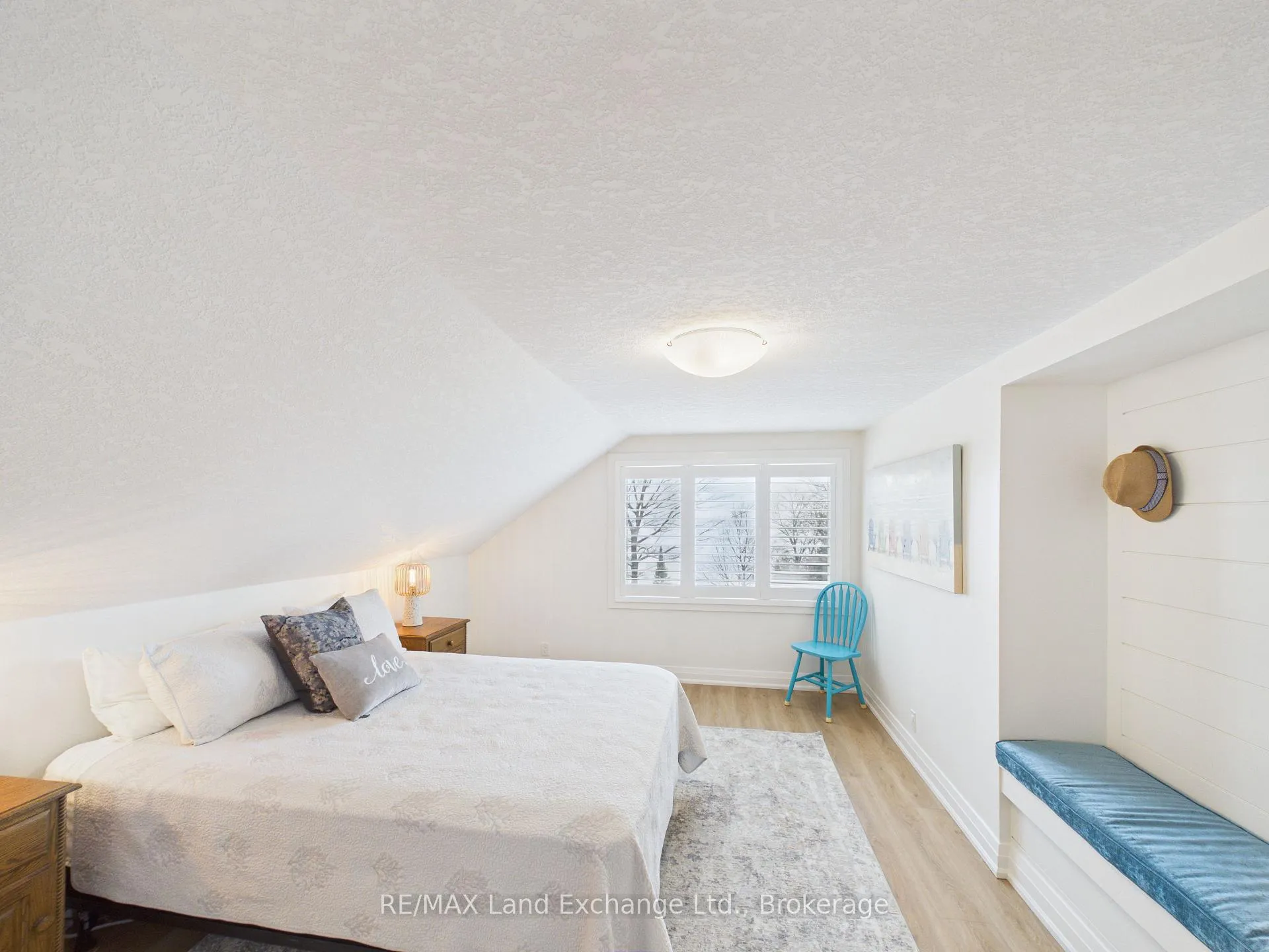 Photo 16 of 9 Macgregor Beach Road, Kincardine — HOMEH