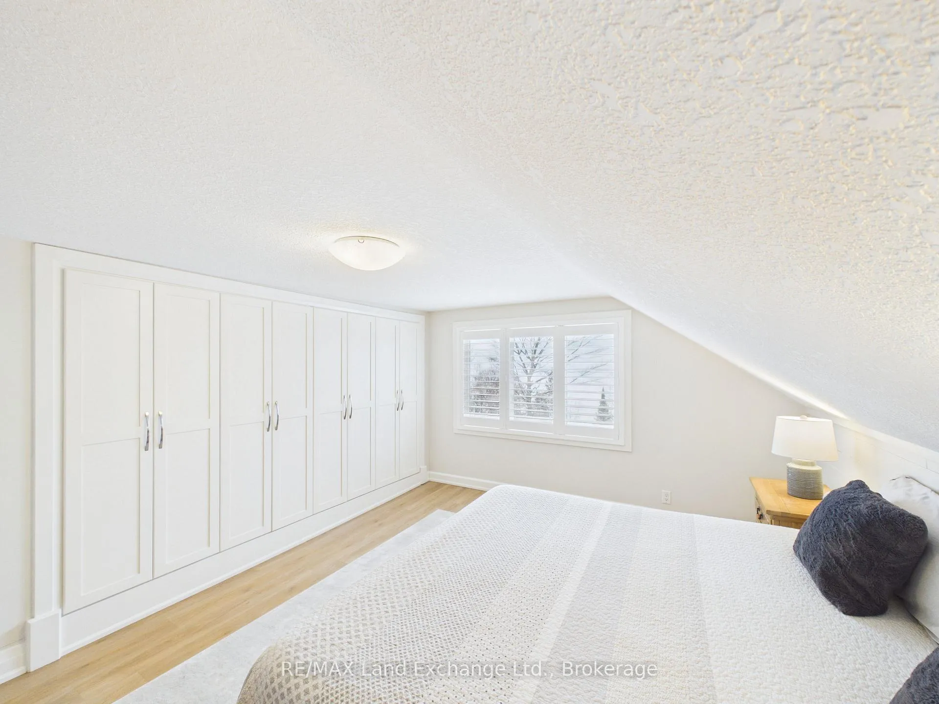 Photo 18 of 9 Macgregor Beach Road, Kincardine — HOMEH