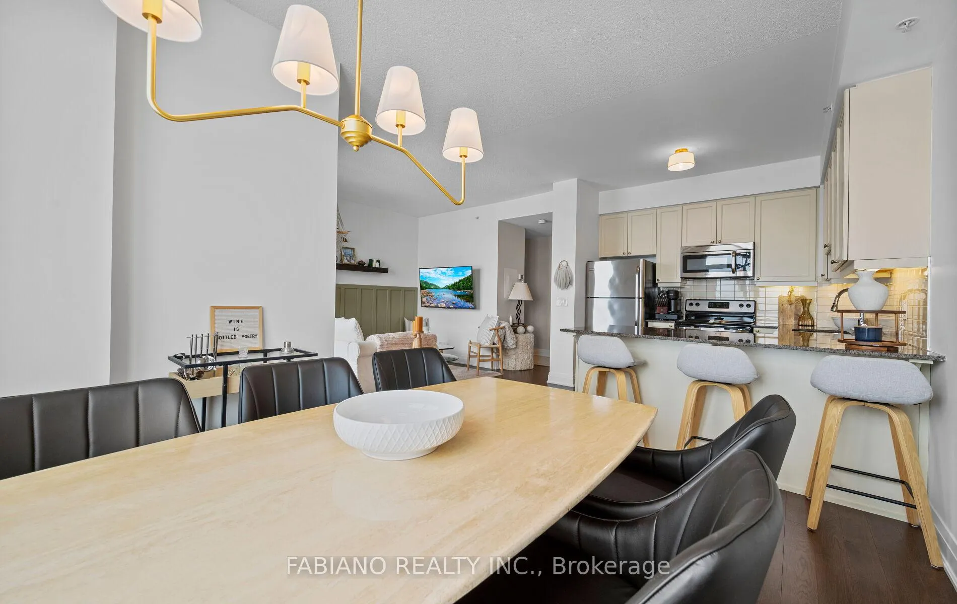 Photo 8 of Unit 815, 24 Woodstream Boulevard, Vaughan, Vaughan Grove — HOMEH