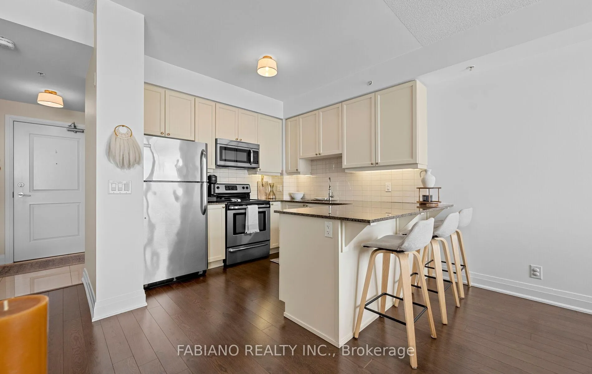 Photo 10 of Unit 815, 24 Woodstream Boulevard, Vaughan, Vaughan Grove — HOMEH