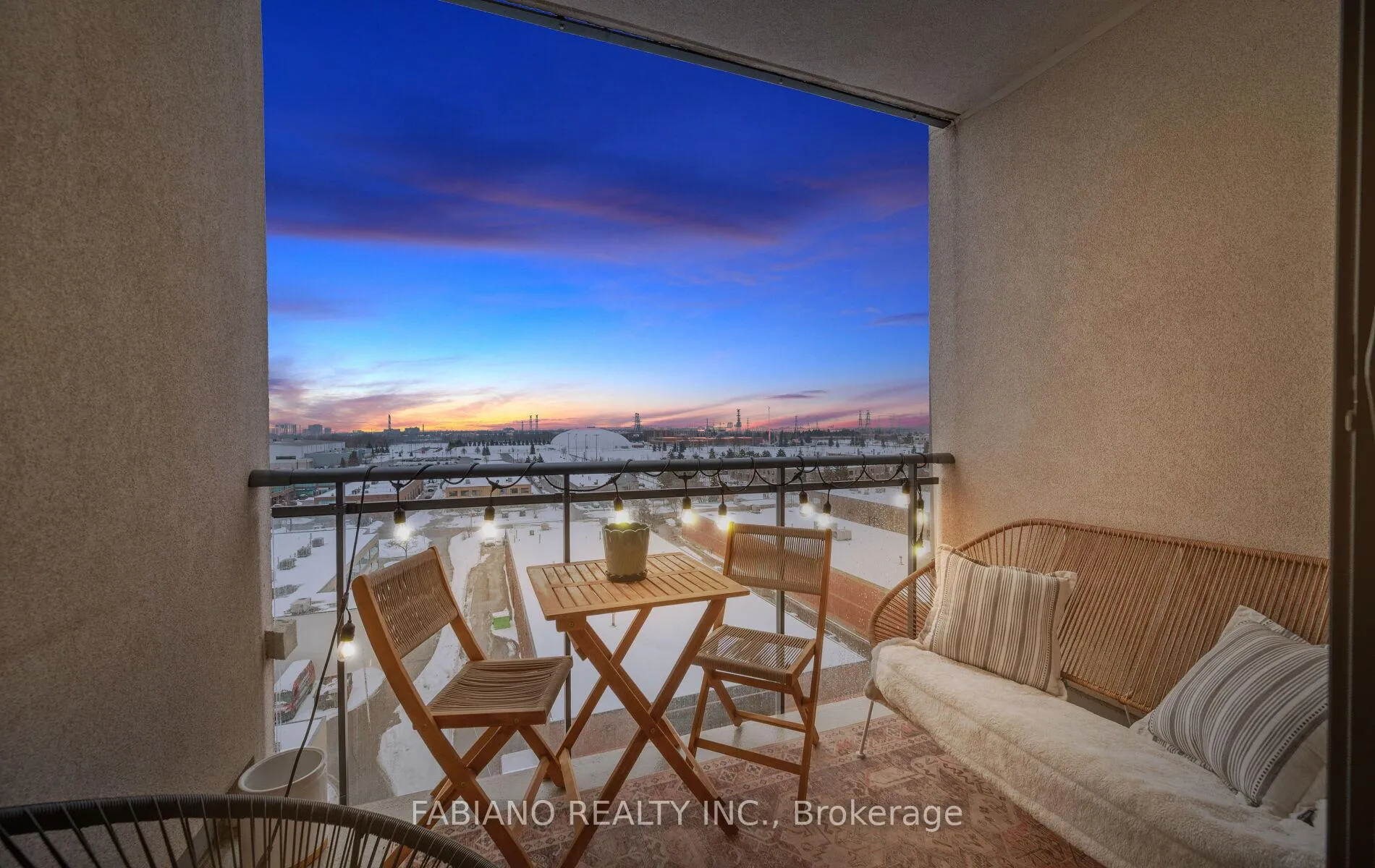 Photo 14 of Unit 815, 24 Woodstream Boulevard, Vaughan, Vaughan Grove — HOMEH