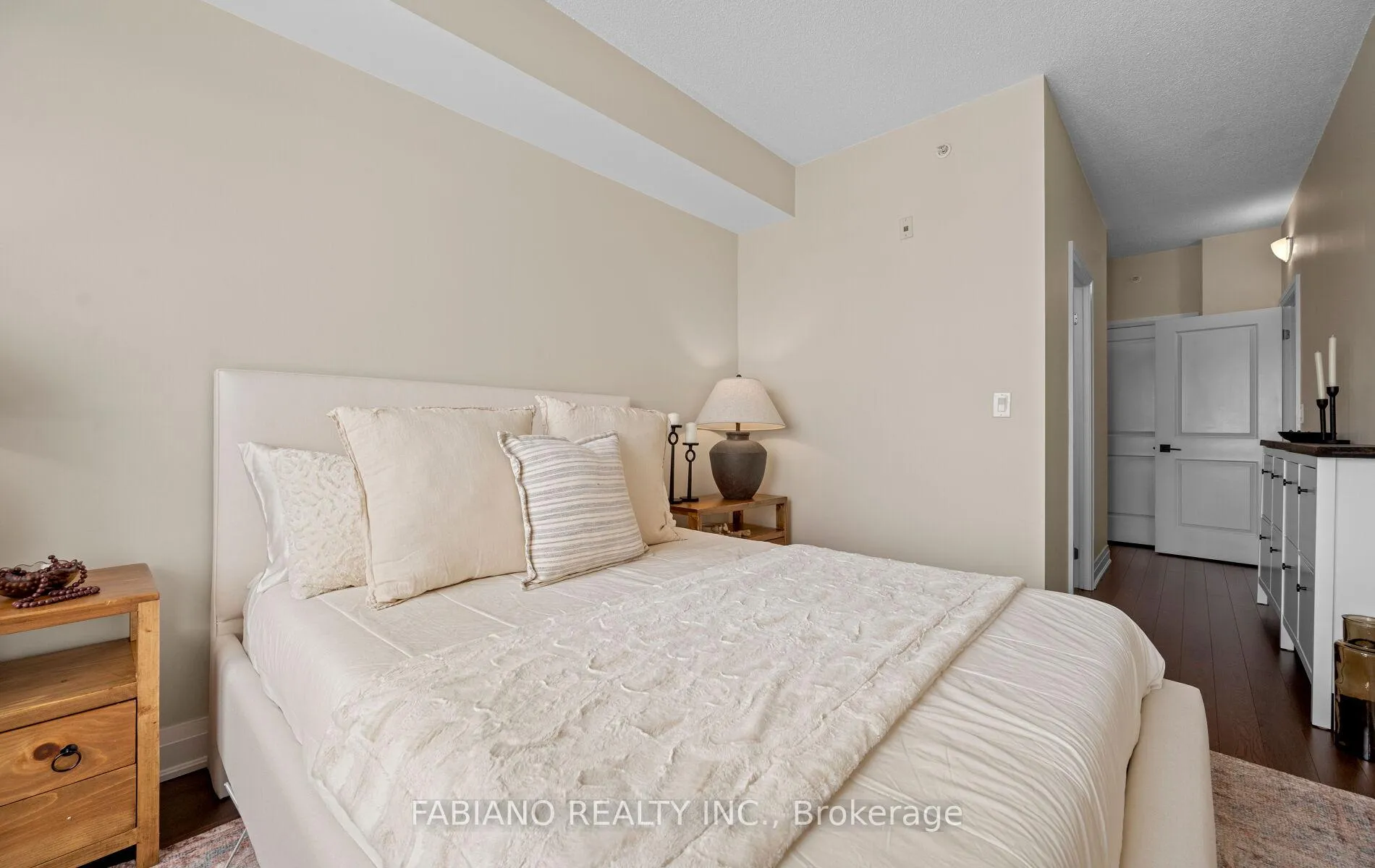 Photo 22 of Unit 815, 24 Woodstream Boulevard, Vaughan, Vaughan Grove — HOMEH