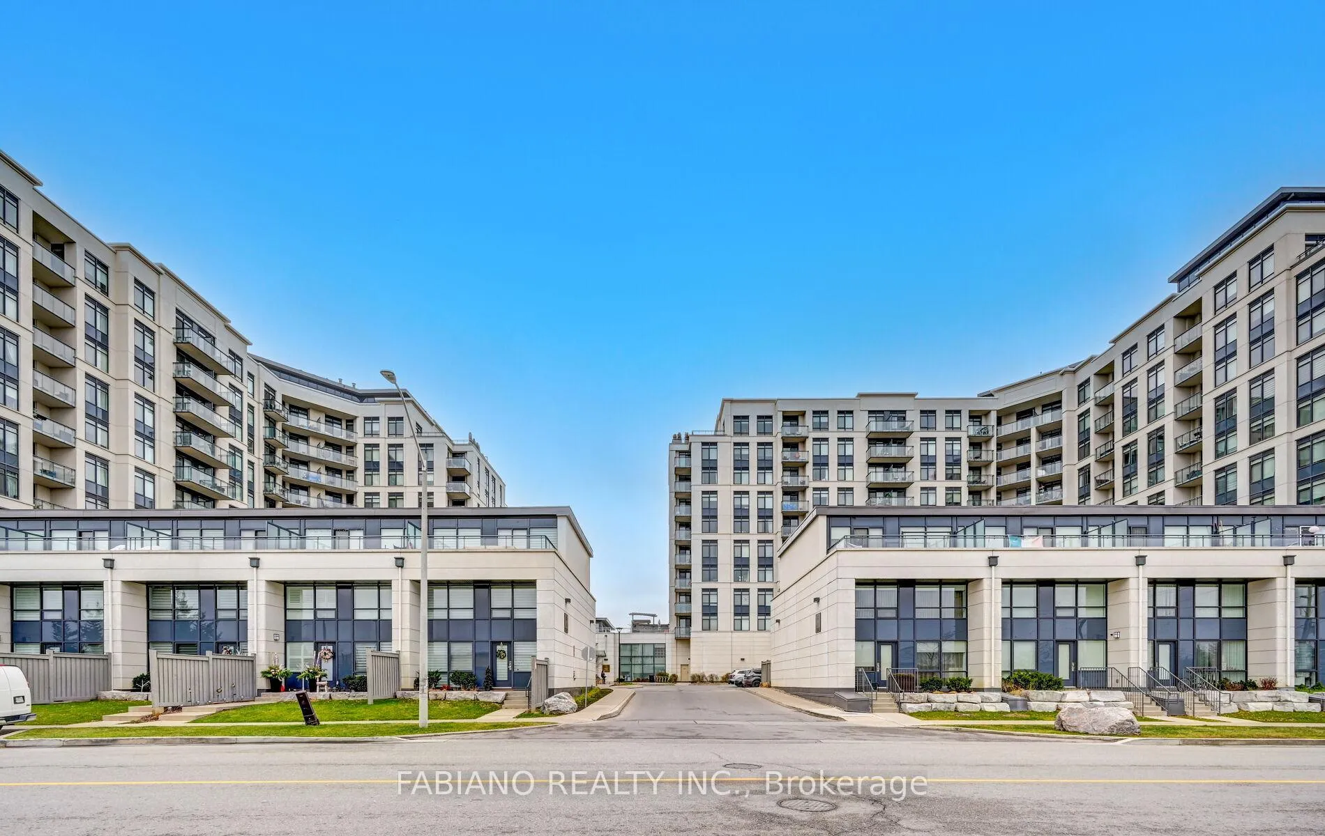 Photo 36 of Unit 815, 24 Woodstream Boulevard, Vaughan, Vaughan Grove — HOMEH