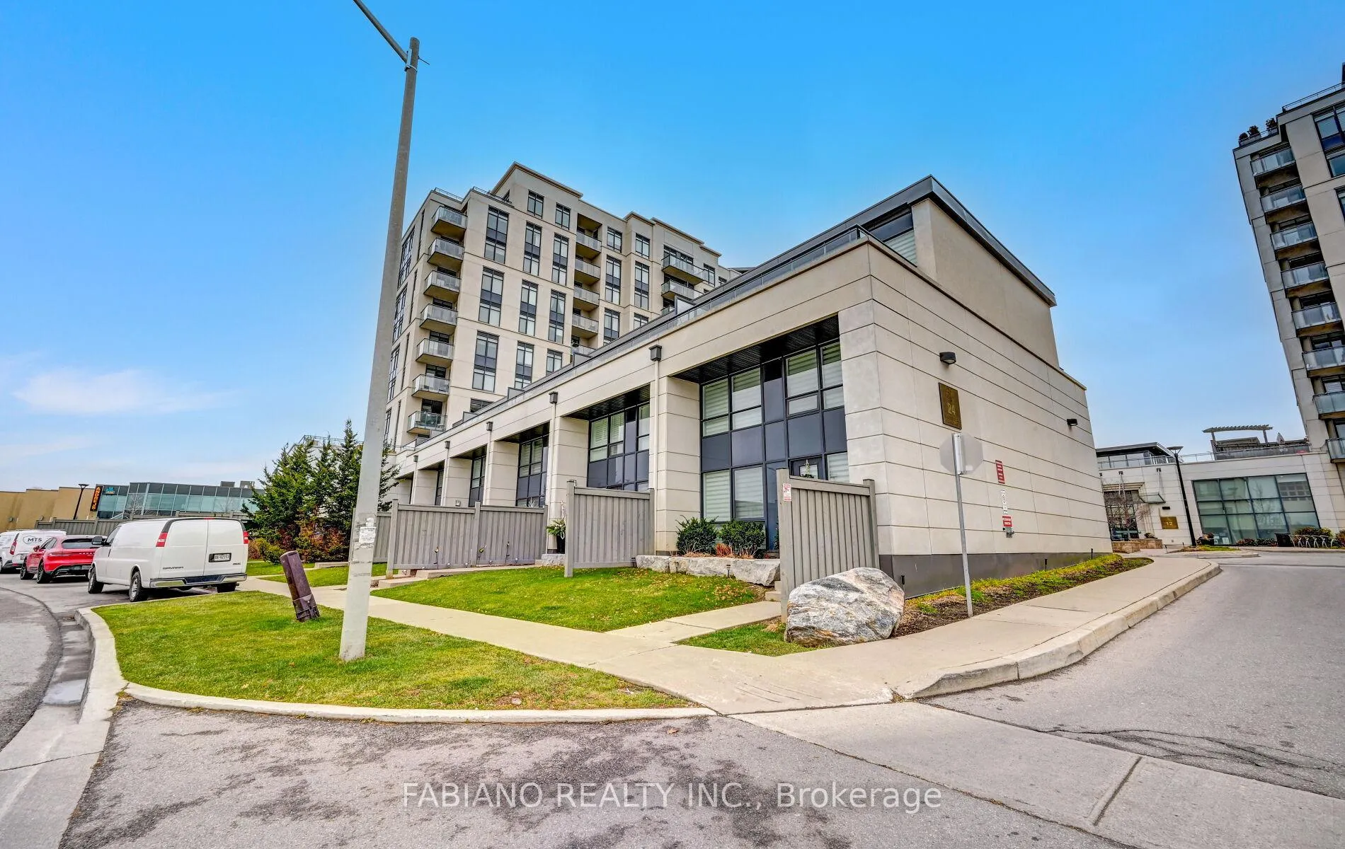 Photo 47 of Unit 815, 24 Woodstream Boulevard, Vaughan, Vaughan Grove — HOMEH