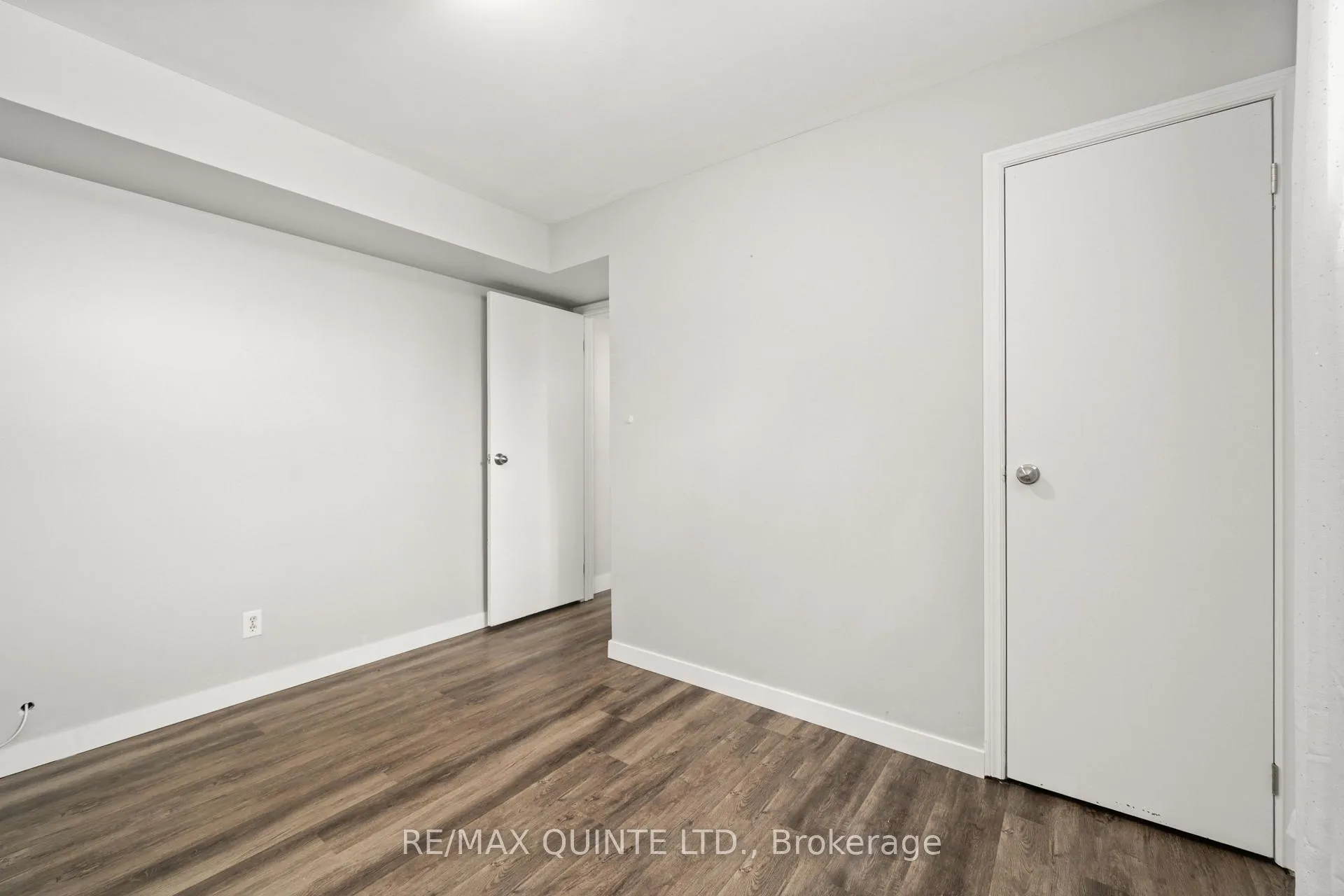 Photo 33 of 94 Cloverleaf Drive, Belleville, Thurlow Ward — HOMEH
