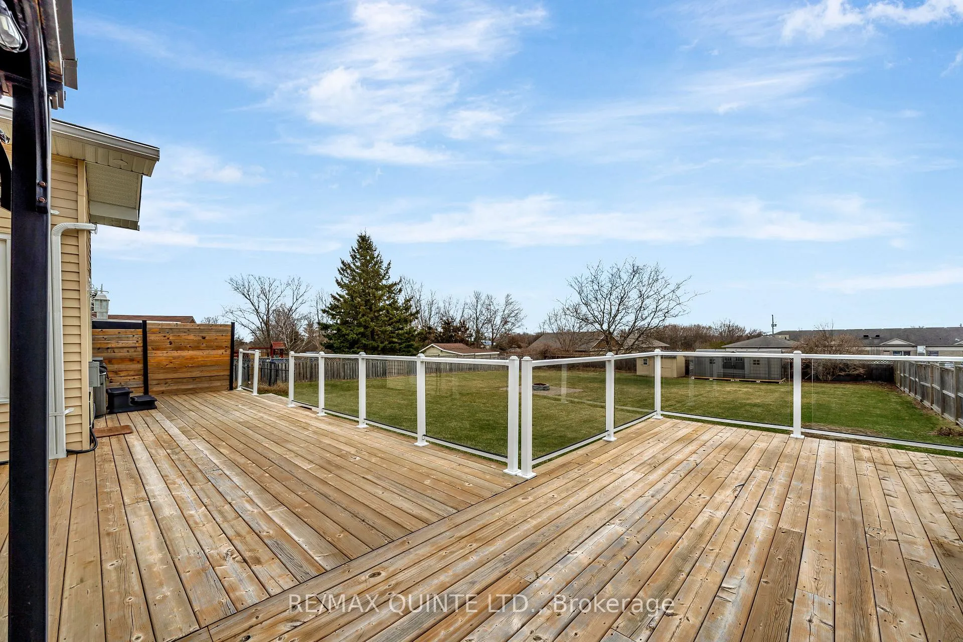 Photo 35 of 94 Cloverleaf Drive, Belleville, Thurlow Ward — HOMEH