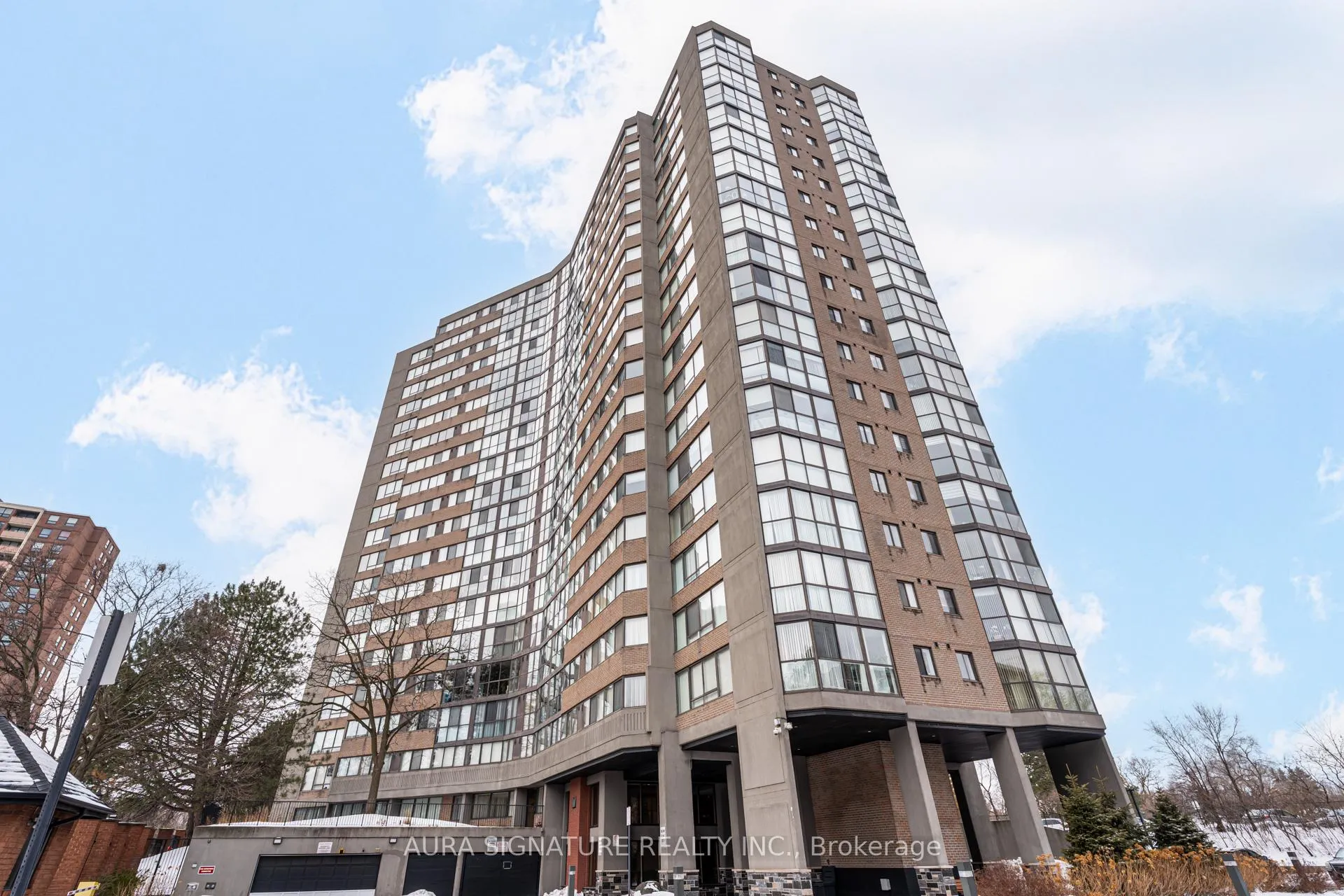 Front of Unit 203, 40 Richview Road