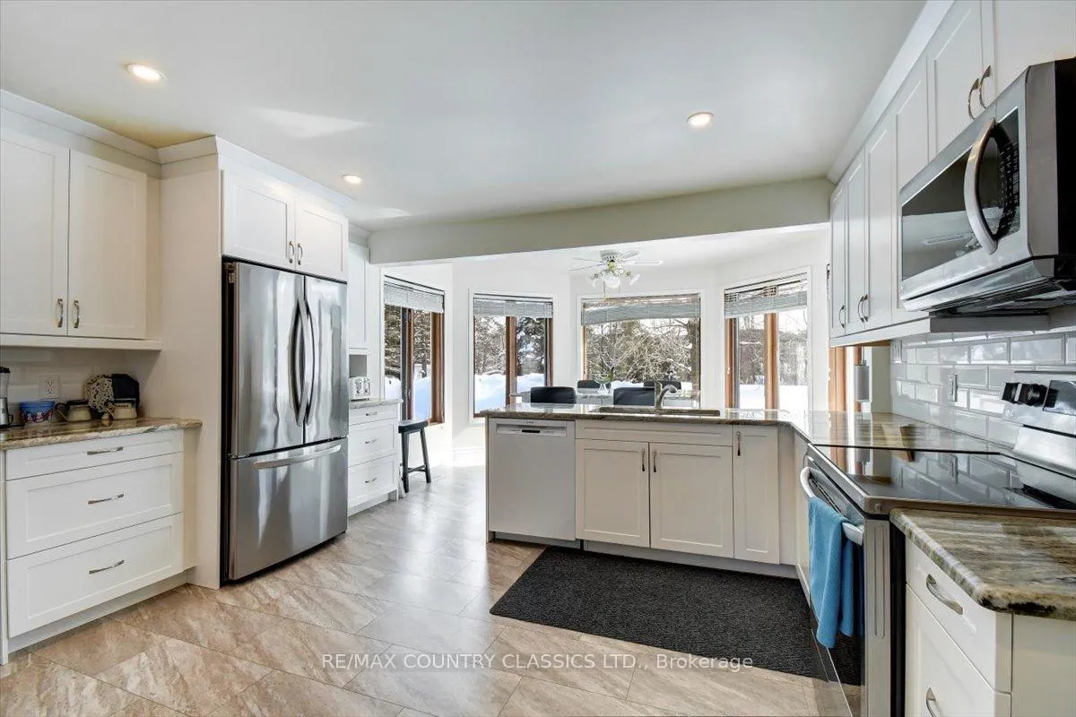 Photo 13 of 37 Golfview Drive, Bancroft, Bancroft Ward — HOMEH