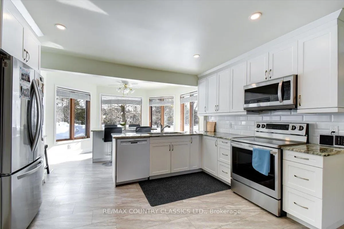 Photo 14 of 37 Golfview Drive, Bancroft, Bancroft Ward — HOMEH