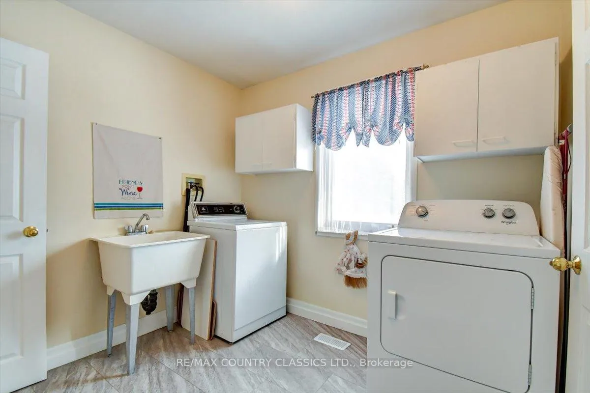 Photo 20 of 37 Golfview Drive, Bancroft, Bancroft Ward — HOMEH