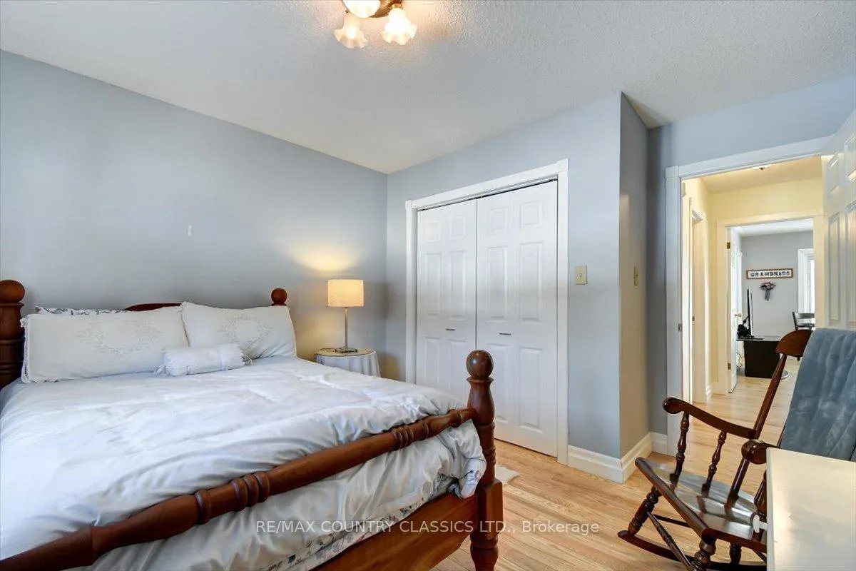 Photo 30 of 37 Golfview Drive, Bancroft, Bancroft Ward — HOMEH