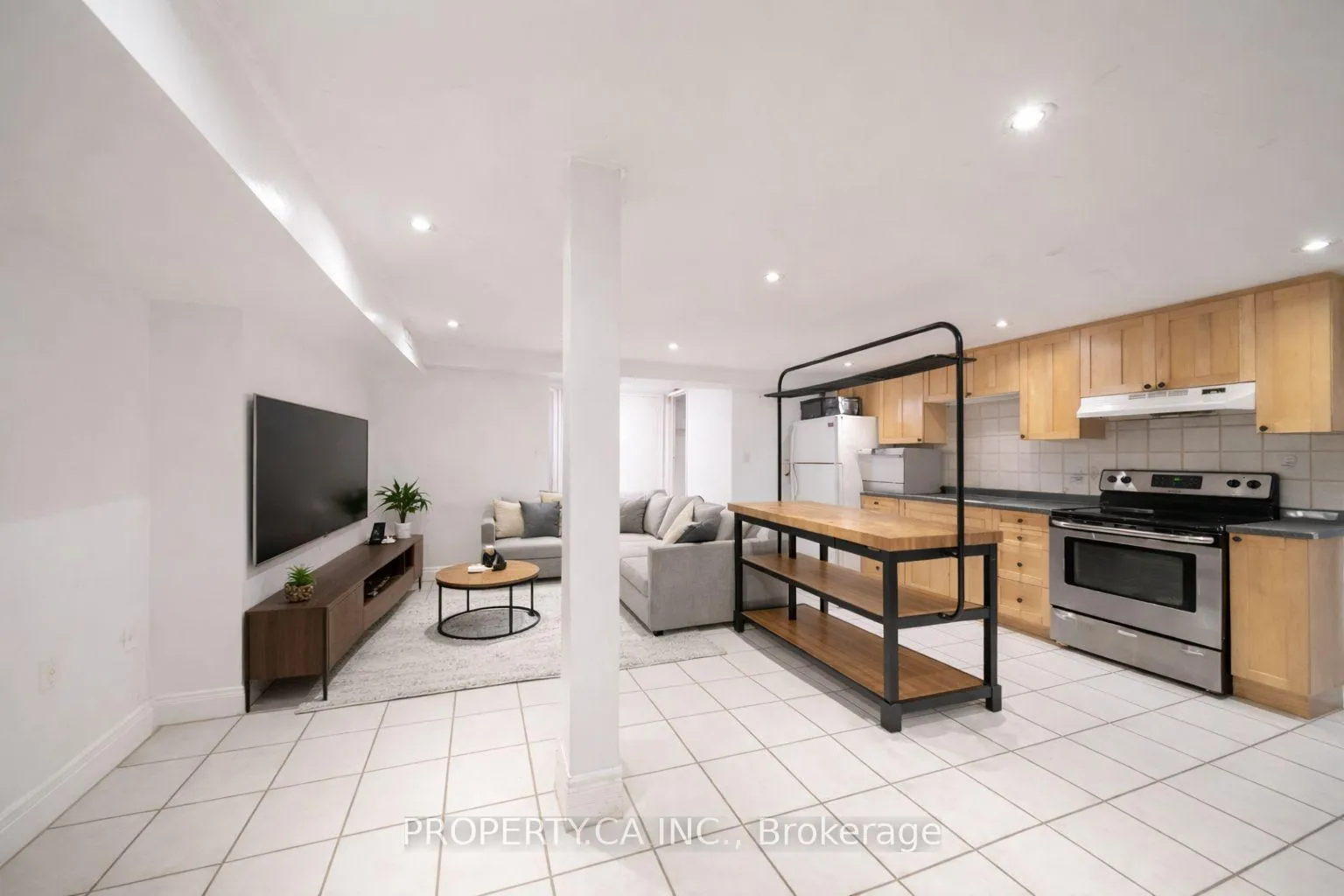 Photo 3 of Unit 3, 107 Runnymede Road, Toronto, High Park-Swansea — HOMEH