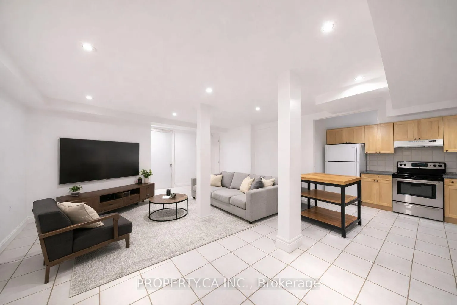 Photo 4 of Unit 3, 107 Runnymede Road, Toronto, High Park-Swansea — HOMEH