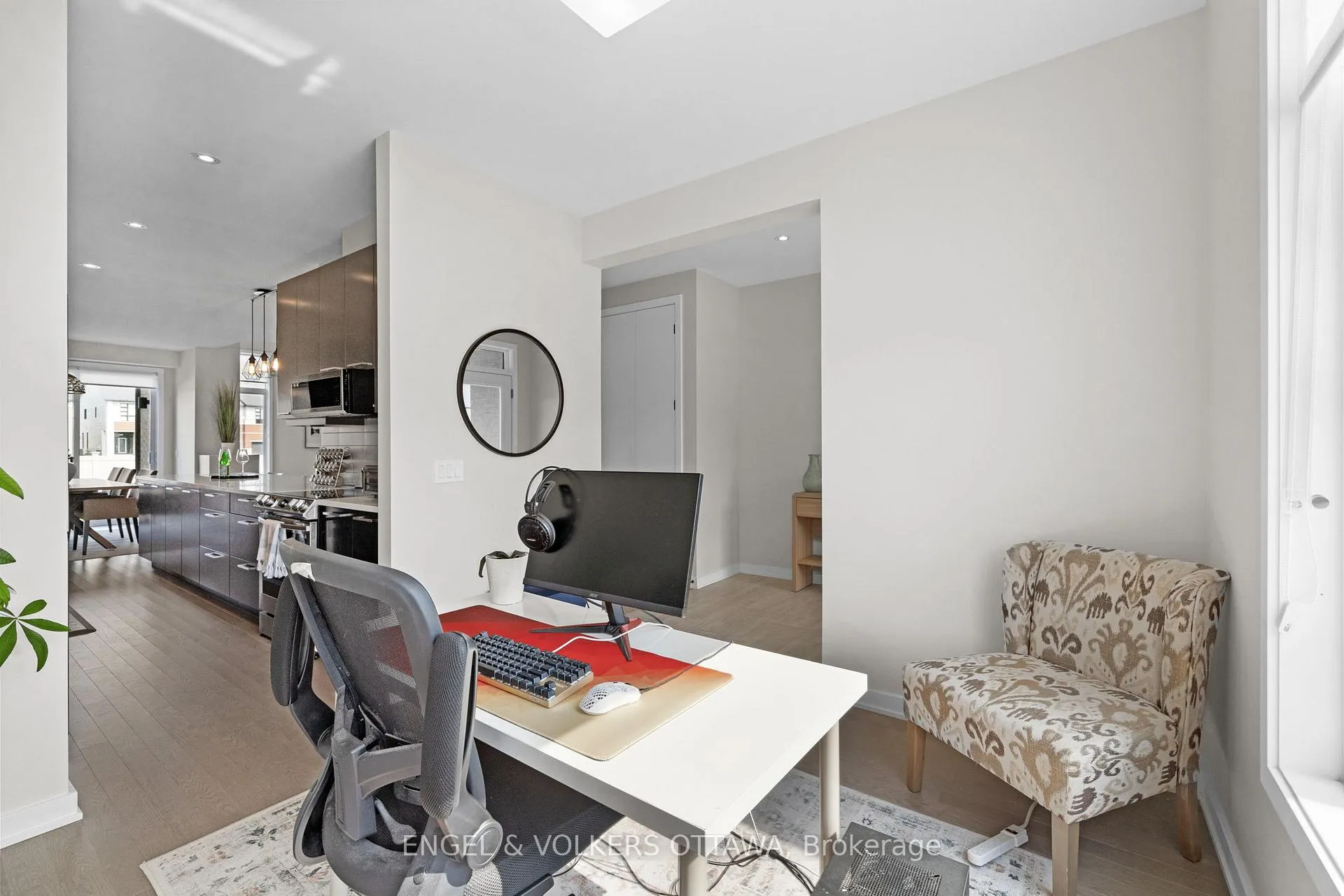 Photo 5 of 126 Orchestra Way, Ottawa, Riverside South/Gloucester Glen — HOMEH