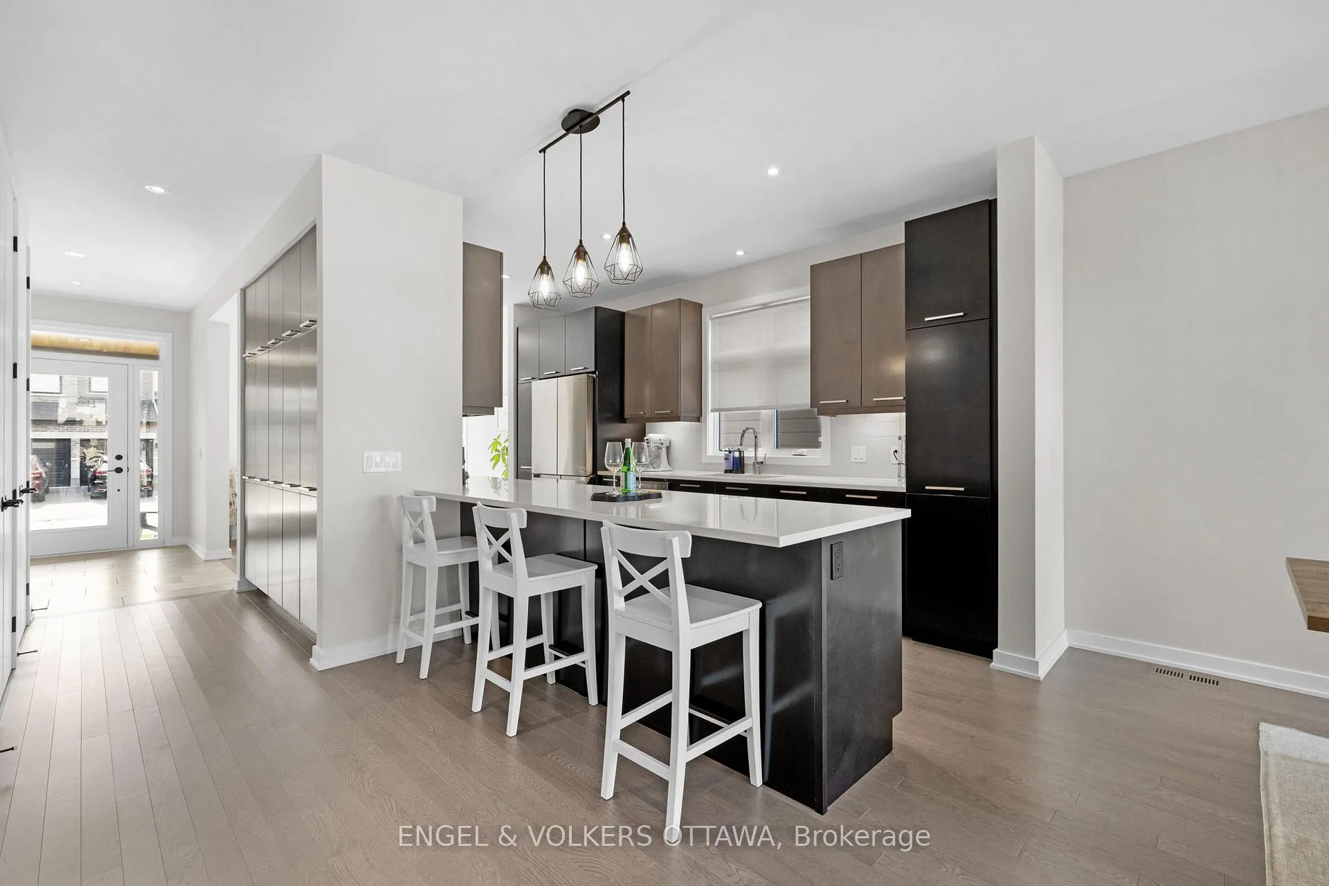 Photo 9 of 126 Orchestra Way, Ottawa, Riverside South/Gloucester Glen — HOMEH